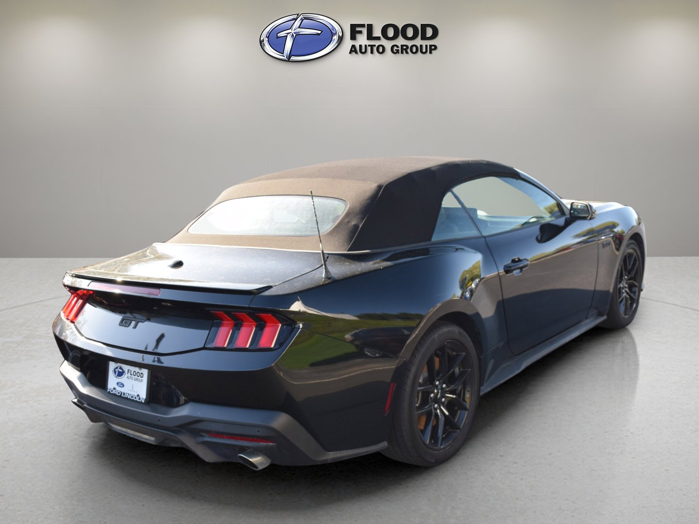 2024 Ford Mustang GT Premium Convertible photo 4