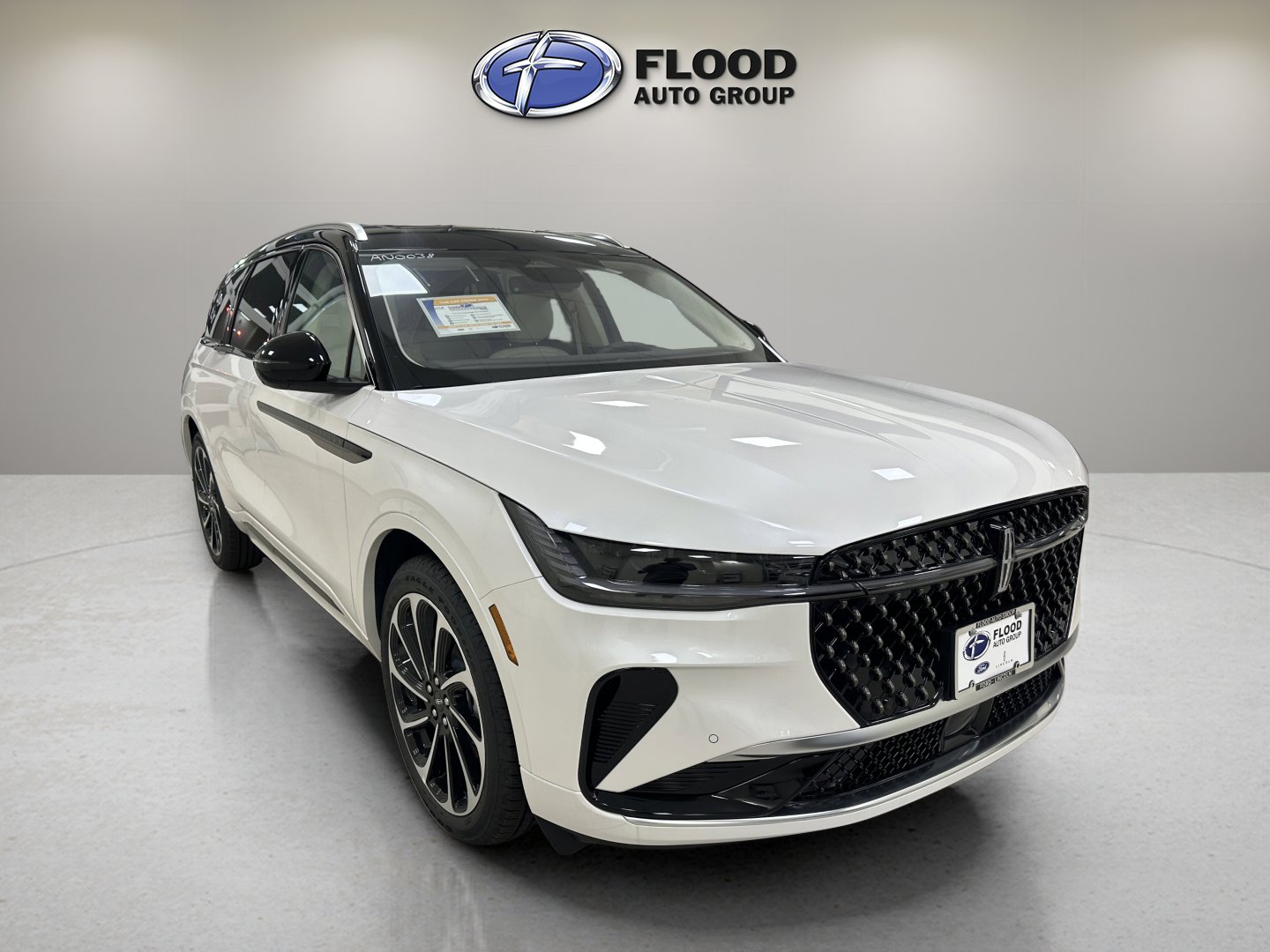 2026 Lincoln Nautilus Black Label's photo