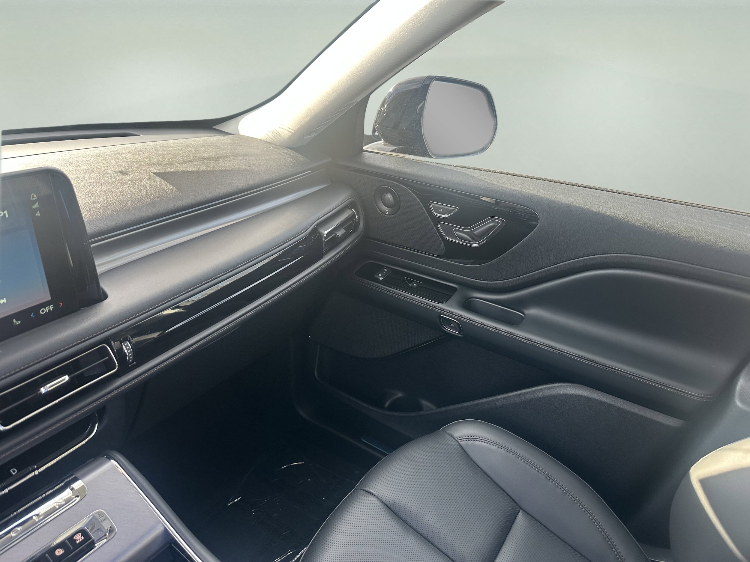 2026 Lincoln Aviator Premiere - Photo 15