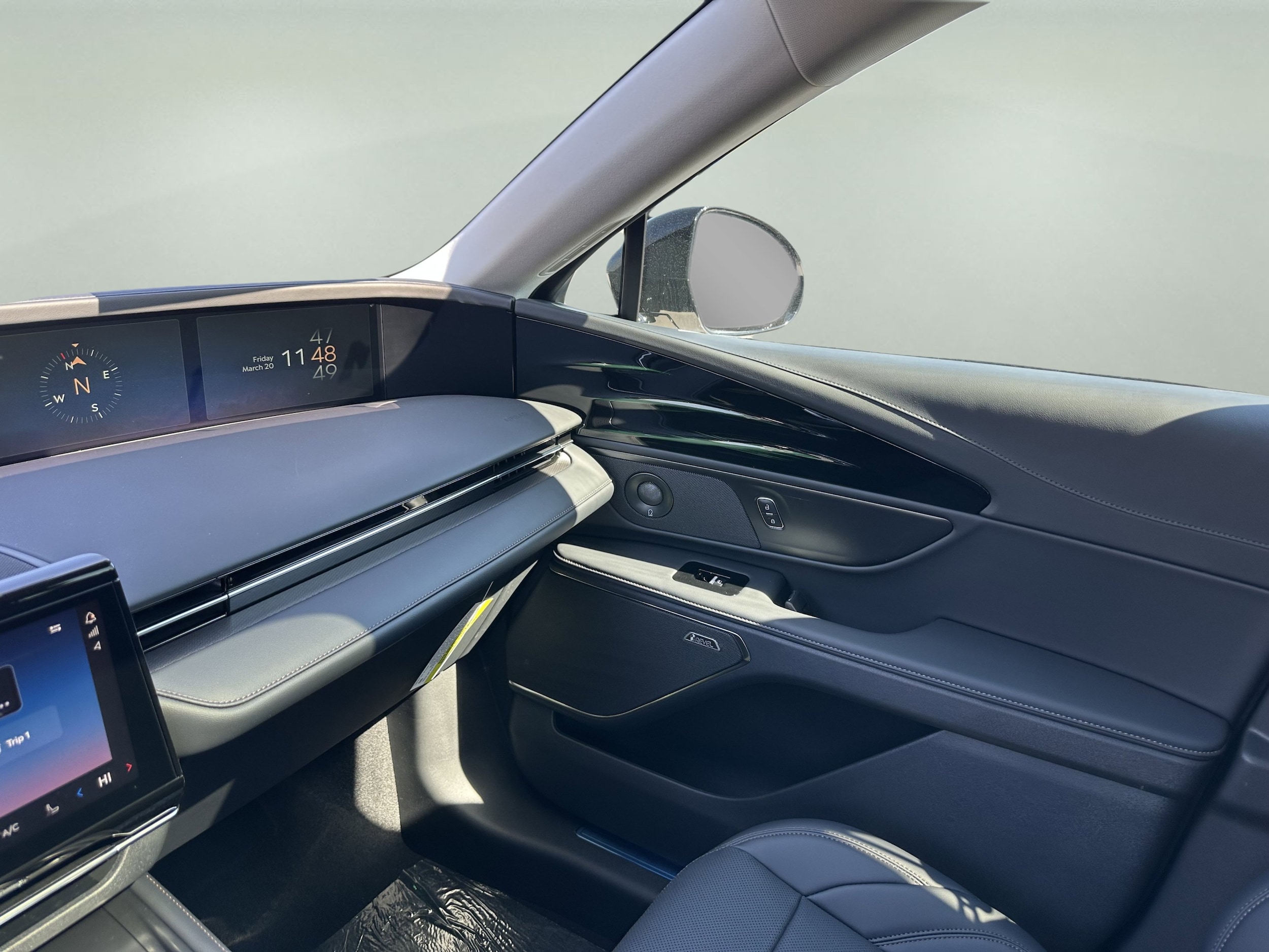 2026 Lincoln Nautilus Premiere - Photo 17