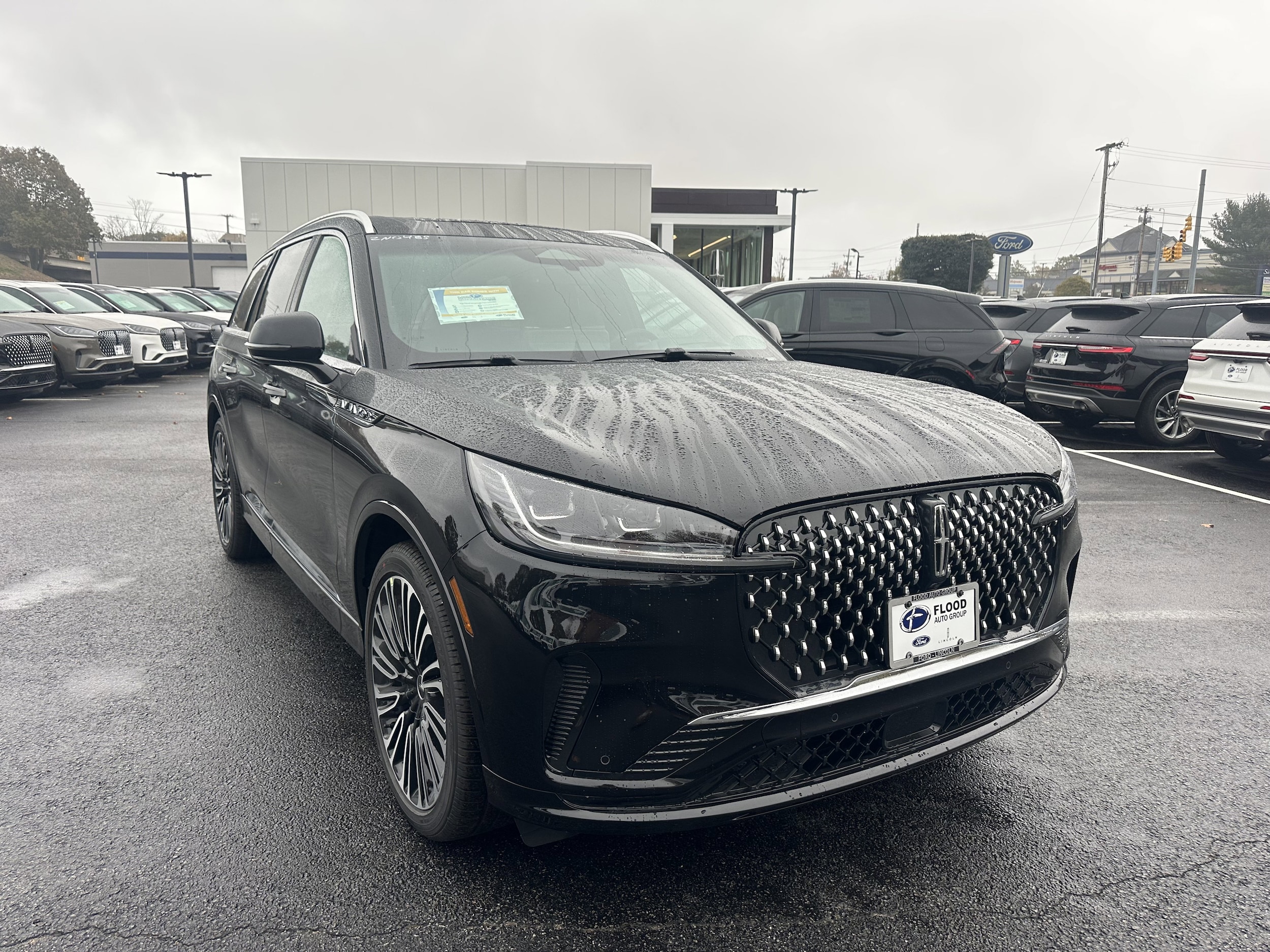 2025 Lincoln Aviator Black Label's photo