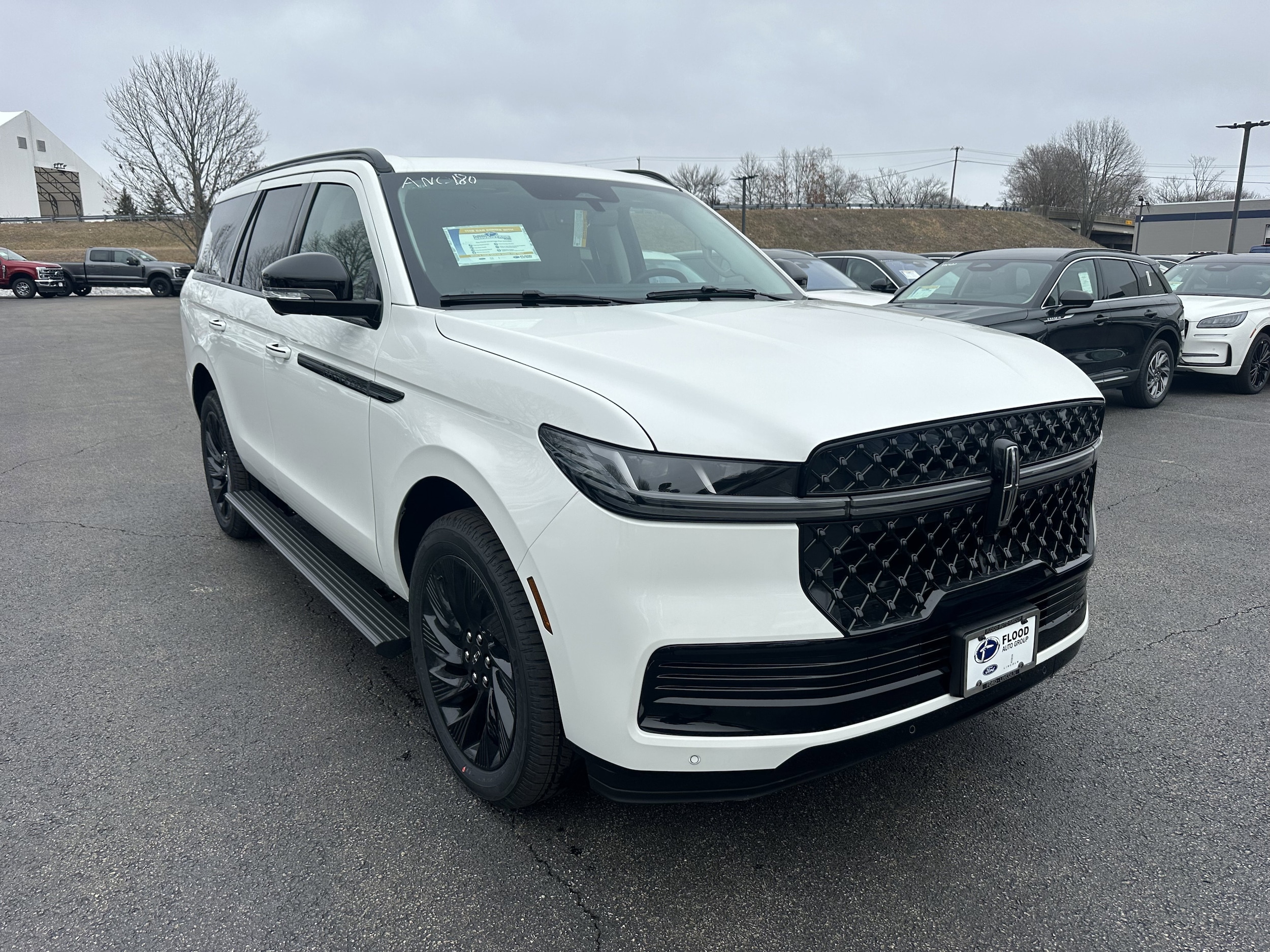 2026 Lincoln Navigator SUV 