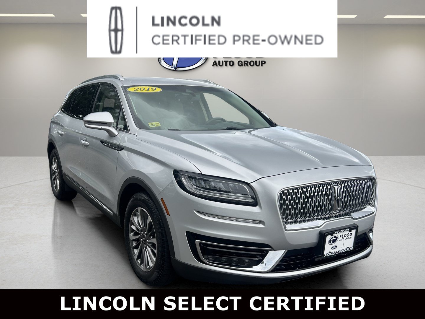 2019 Lincoln Nautilus Select