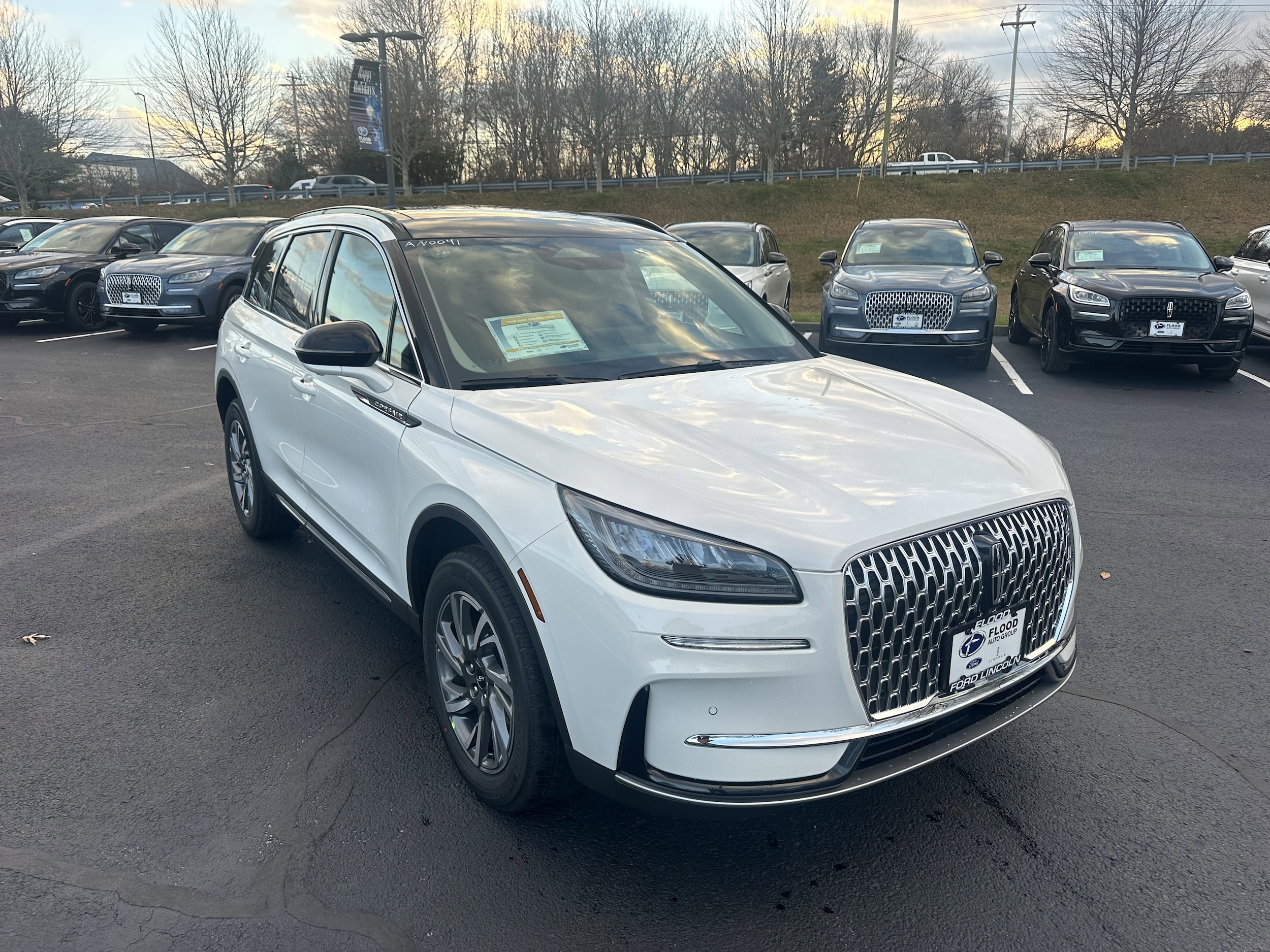 2026 Lincoln Corsair Premiere's photo