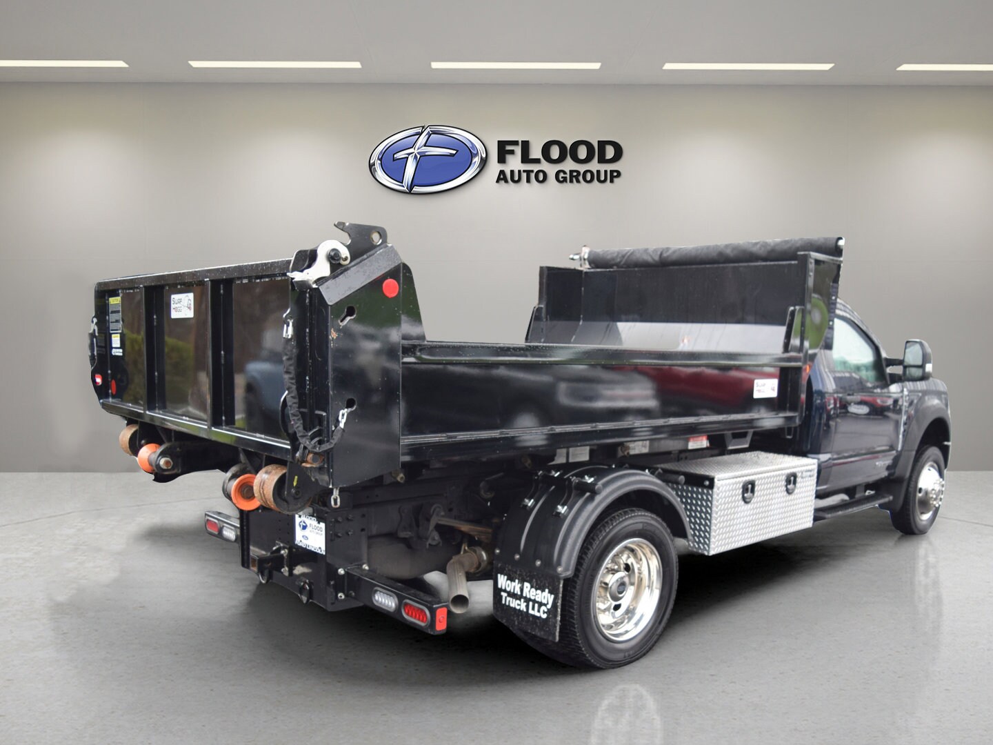 2023 Ford F-550 XL photo 4