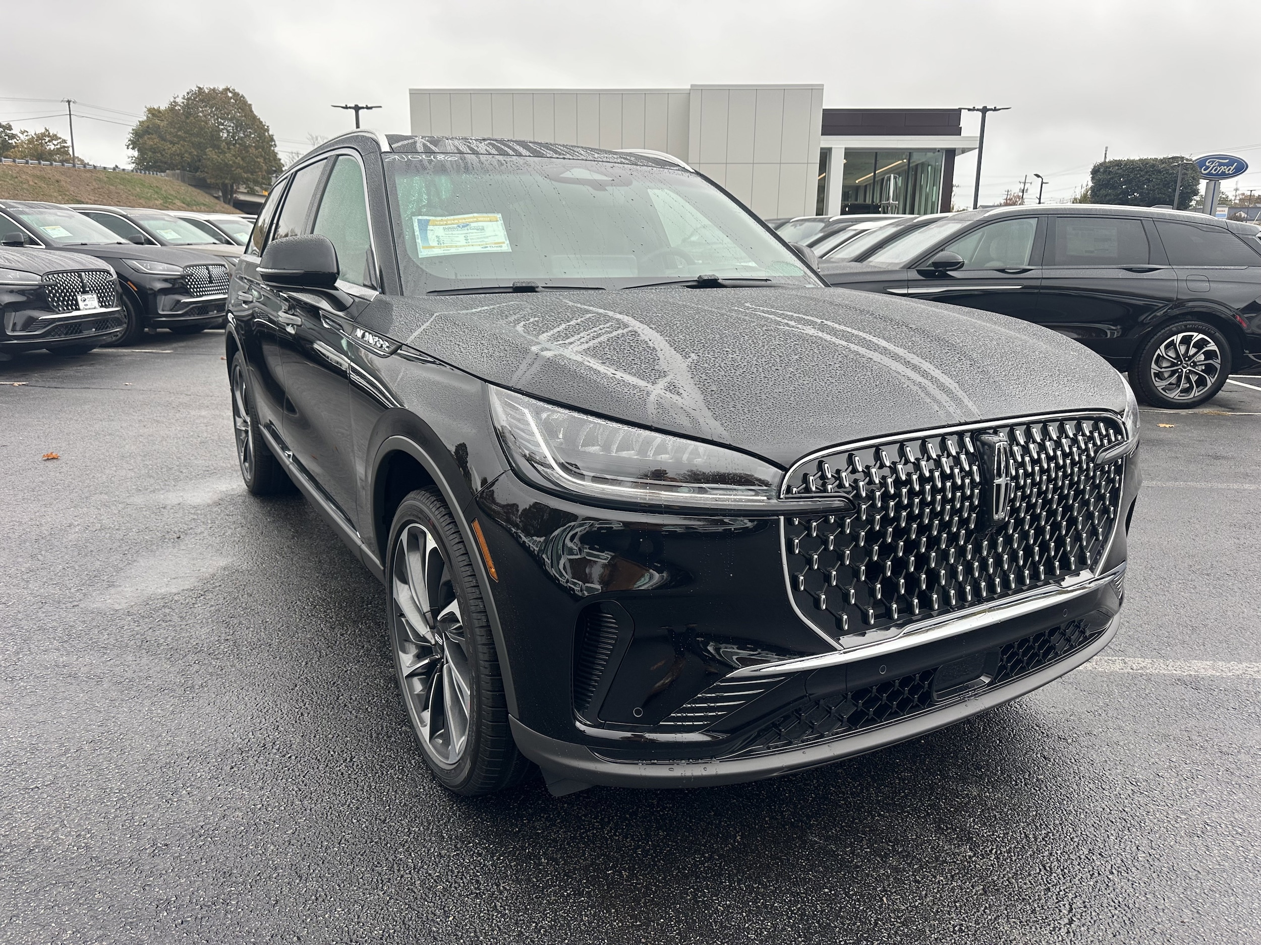 2025 Lincoln Aviator Reserve's photo