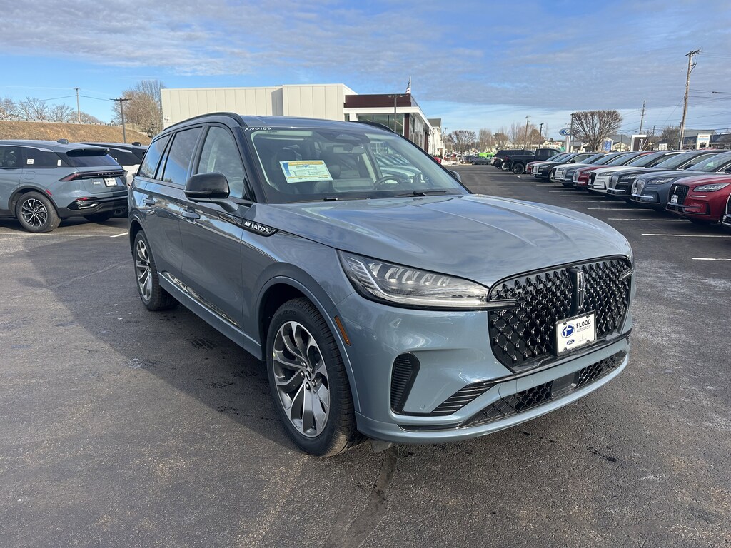 New 2026 Lincoln Aviator Premiere SUV