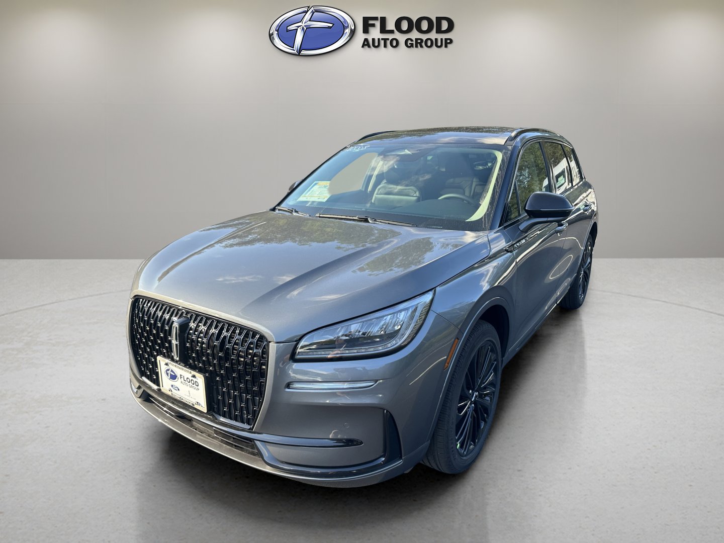 2026 Lincoln Corsair Premiere photo 3