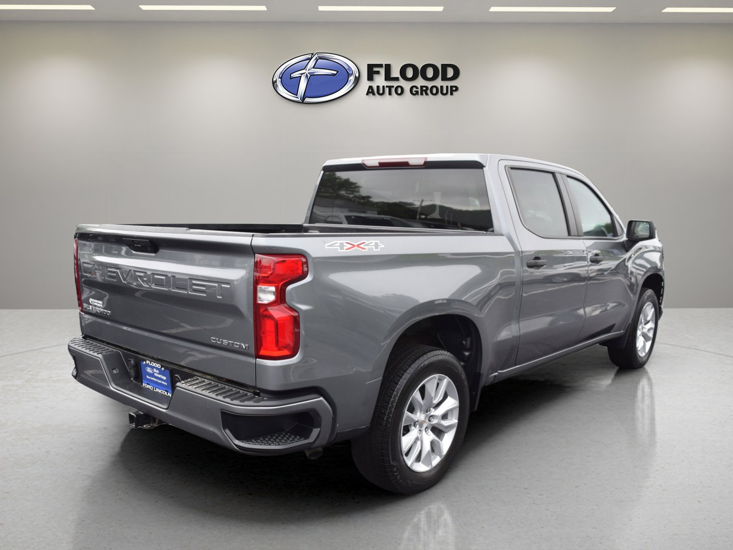 2022 Chevrolet Silverado 1500 Custom photo 4