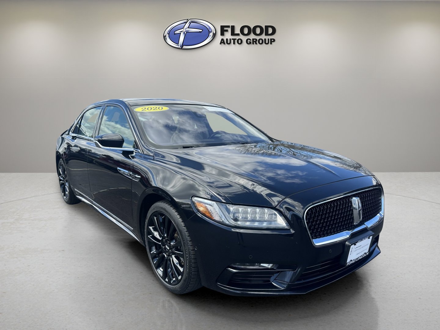 2020 Lincoln Continental Reserve FWD's photo