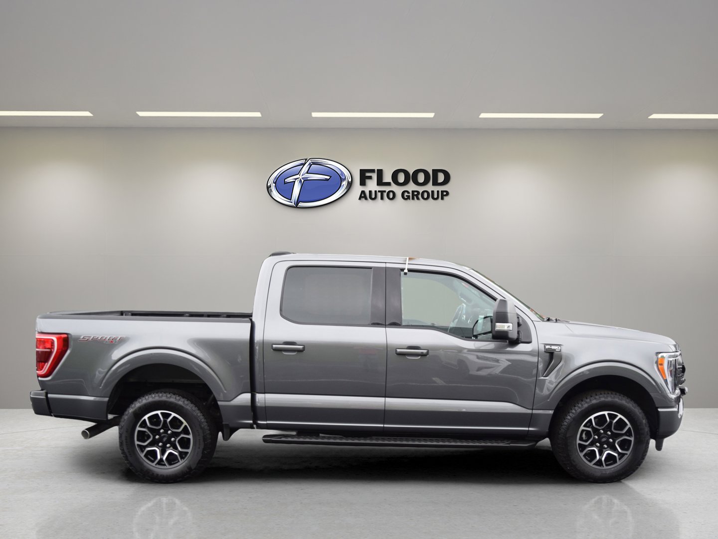2022 Ford F-150 XLT photo 3
