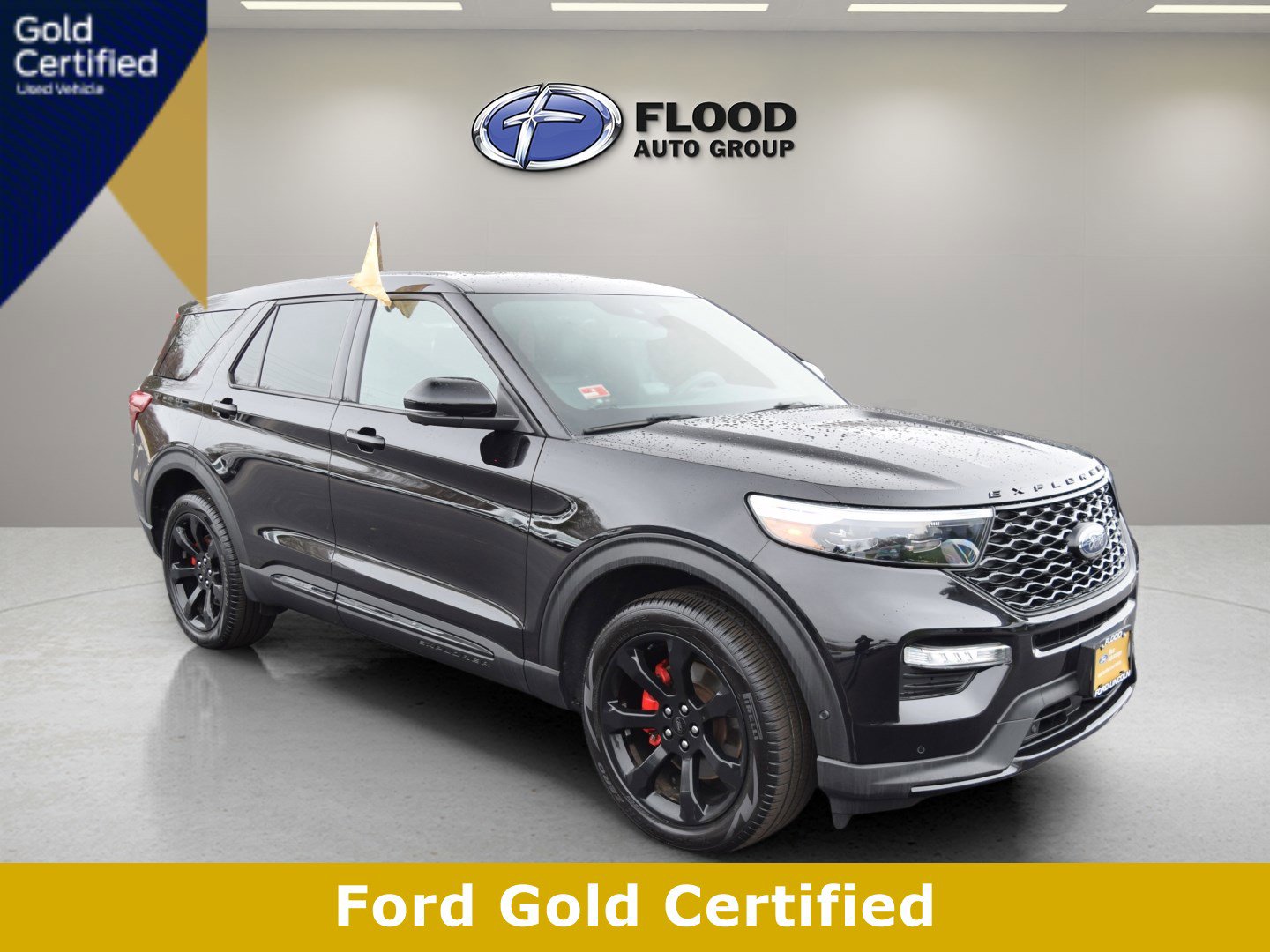 2022 Ford Explorer ST 4WD's photo