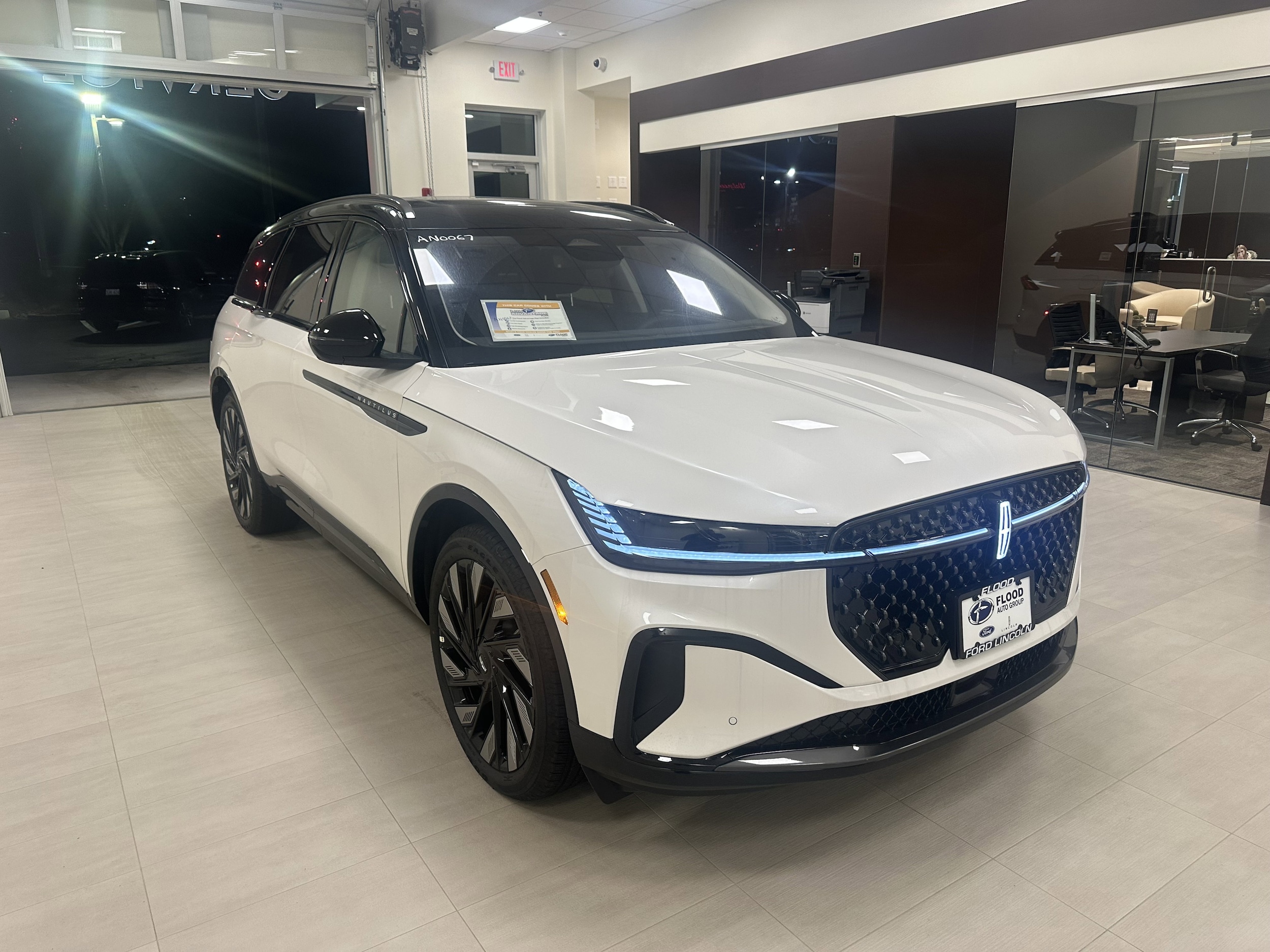 2026 Lincoln Nautilus Reserve's photo