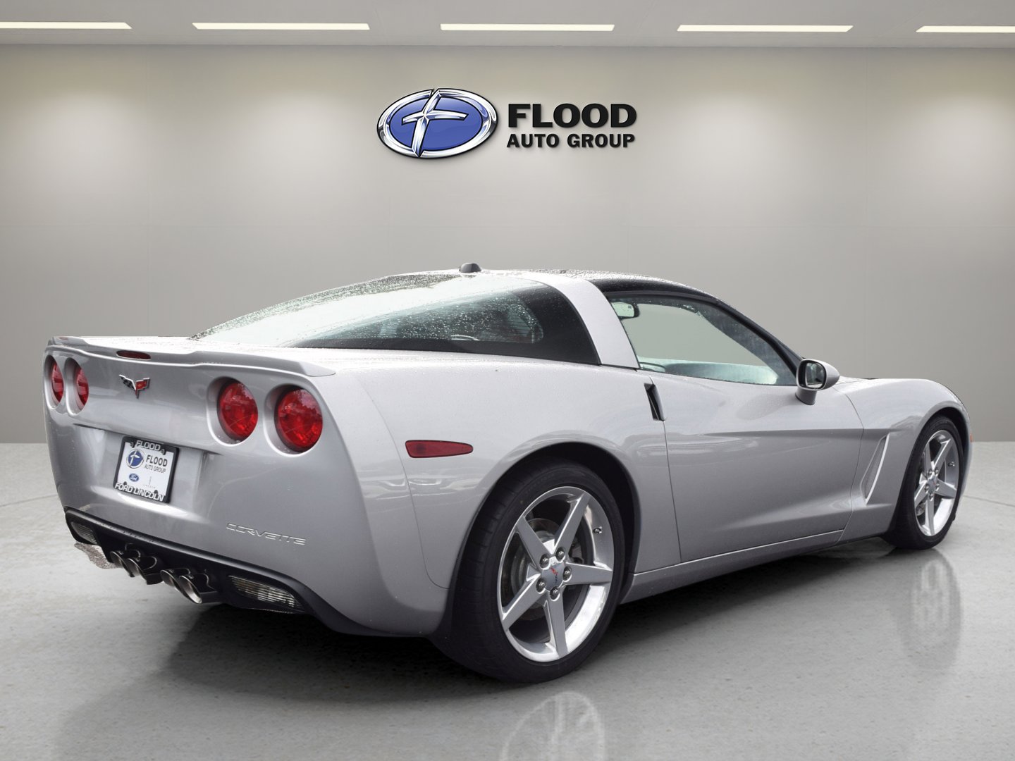 2005 Chevrolet Corvette Base Coupe photo 4