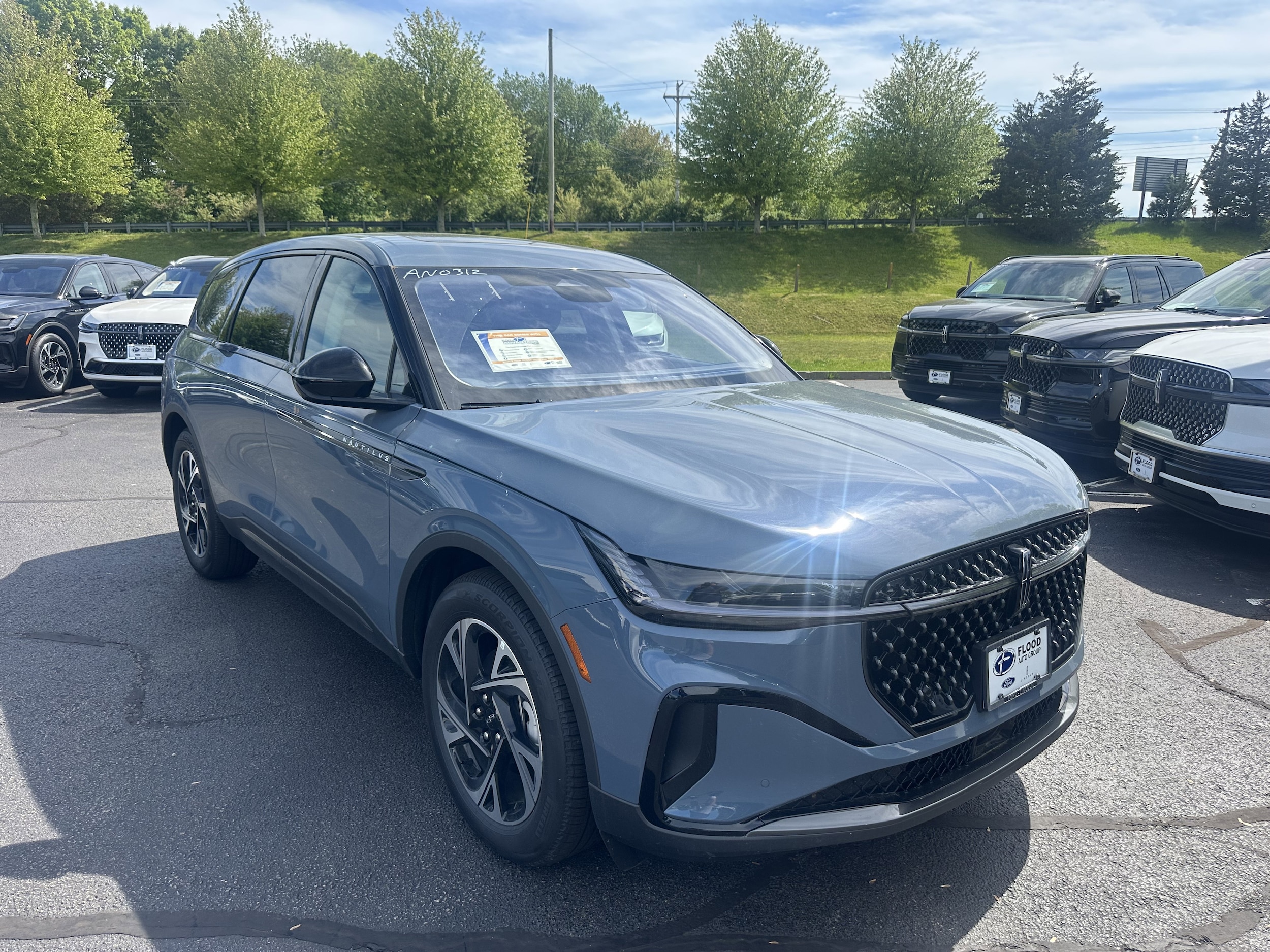 2026 Lincoln Nautilus Premiere AWD's photo