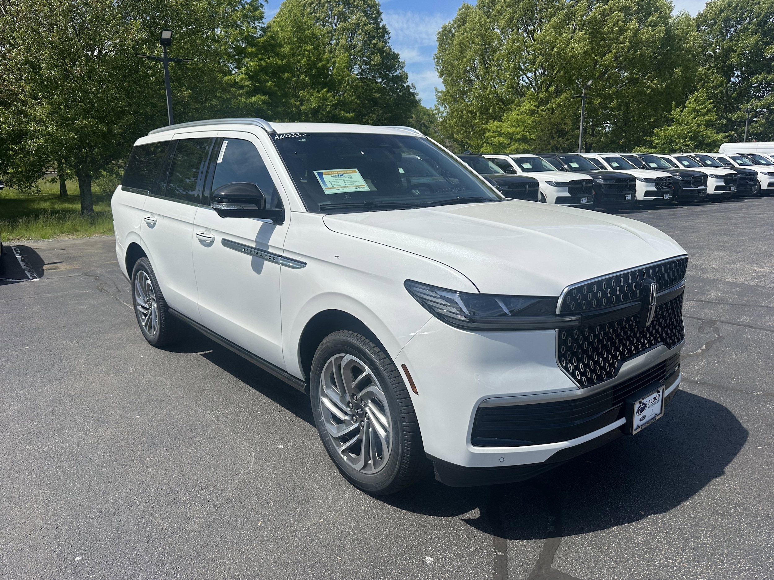 2026 Lincoln Navigator Reserve 4WD's photo