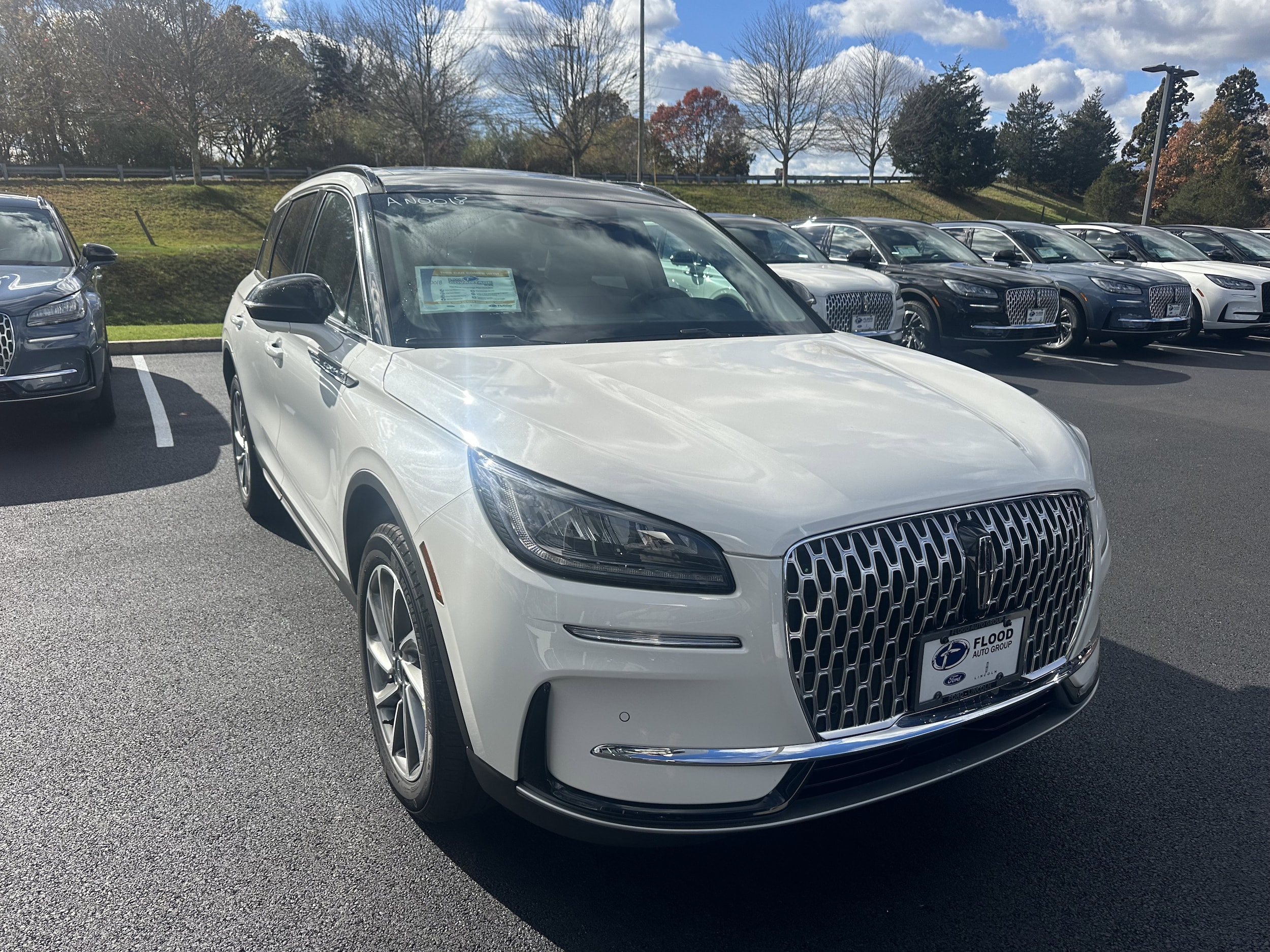 2026 Lincoln Corsair Premiere's photo