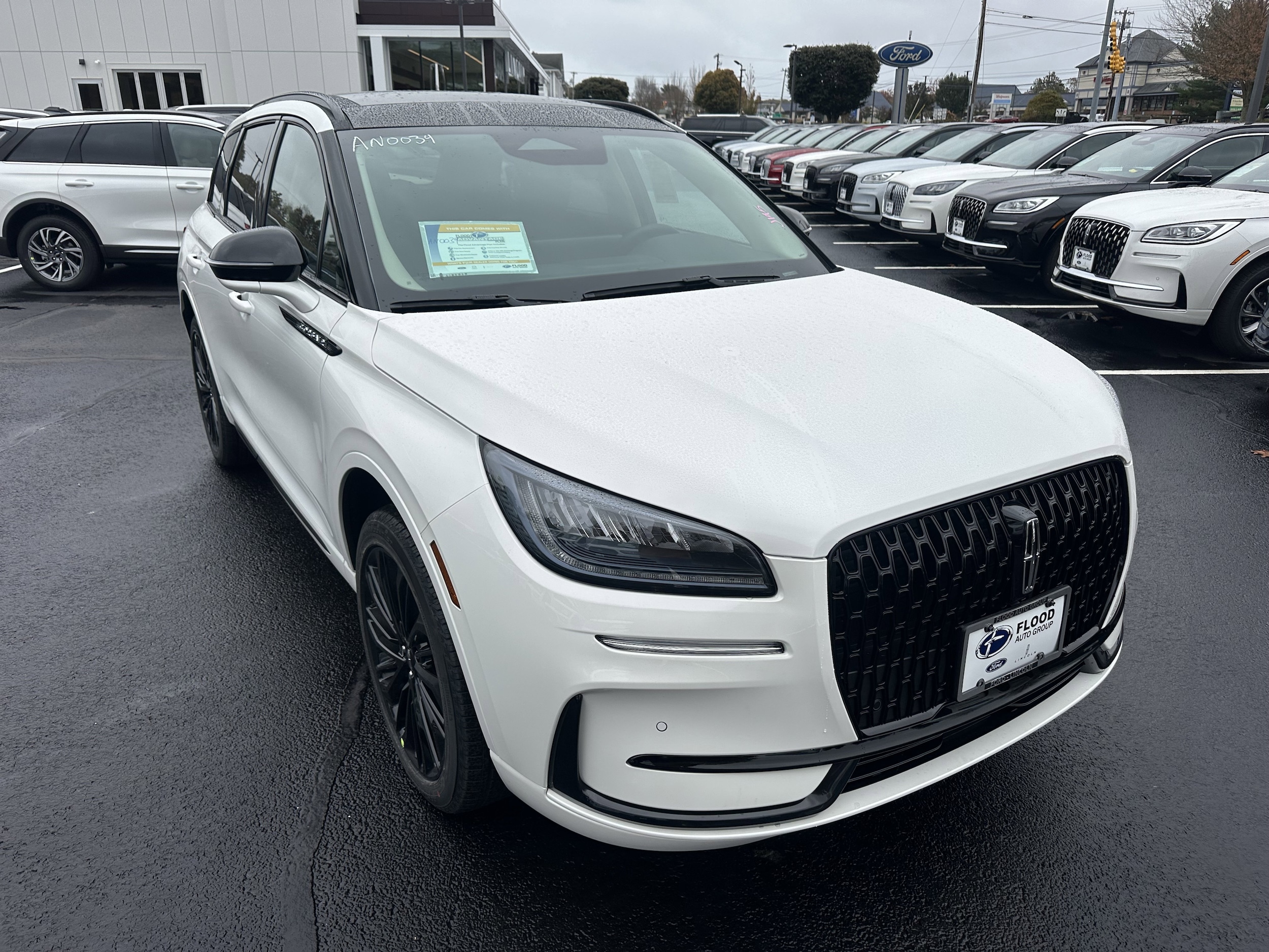 2026 Lincoln Corsair Premiere's photo