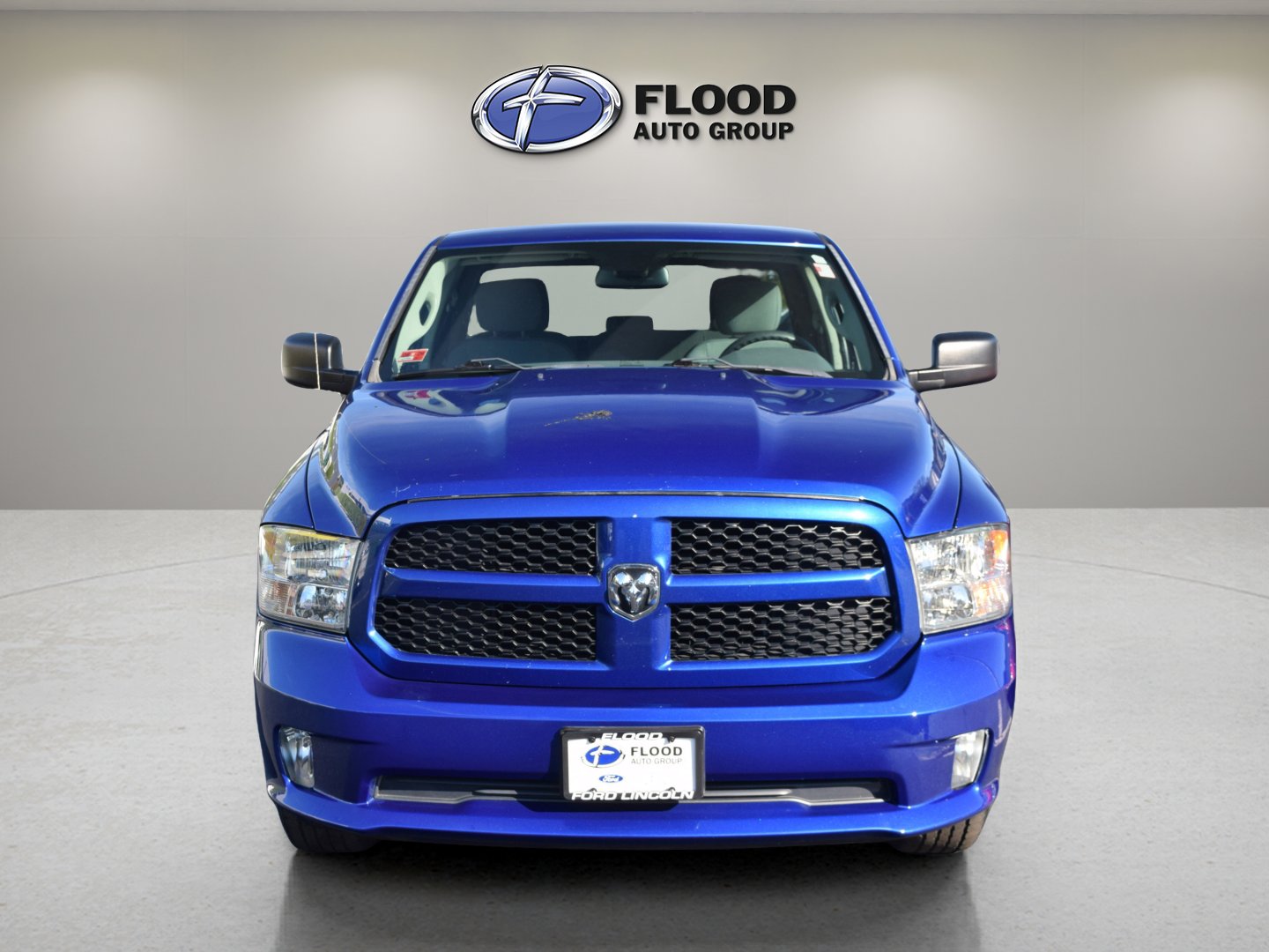2016 Ram 1500 Express photo 2