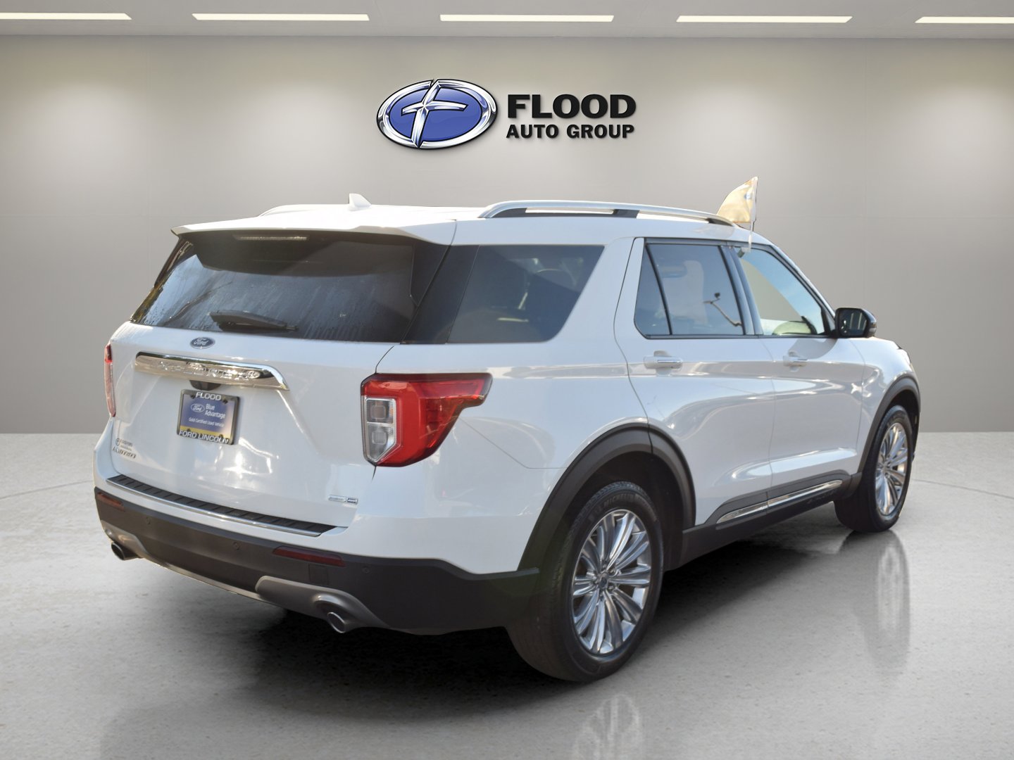 2020 Ford Explorer Limited photo 2