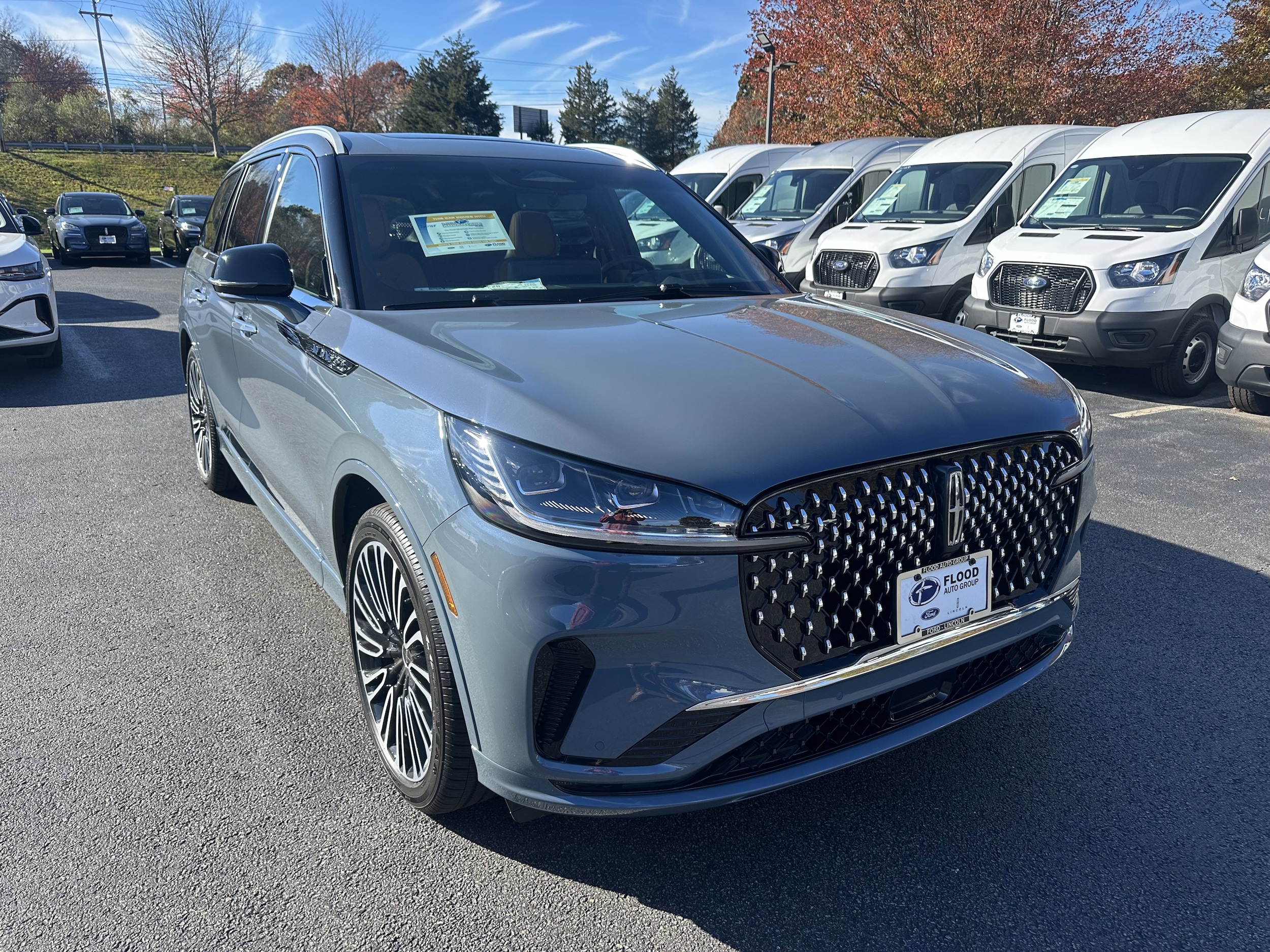 2025 Lincoln Aviator Black Label's photo