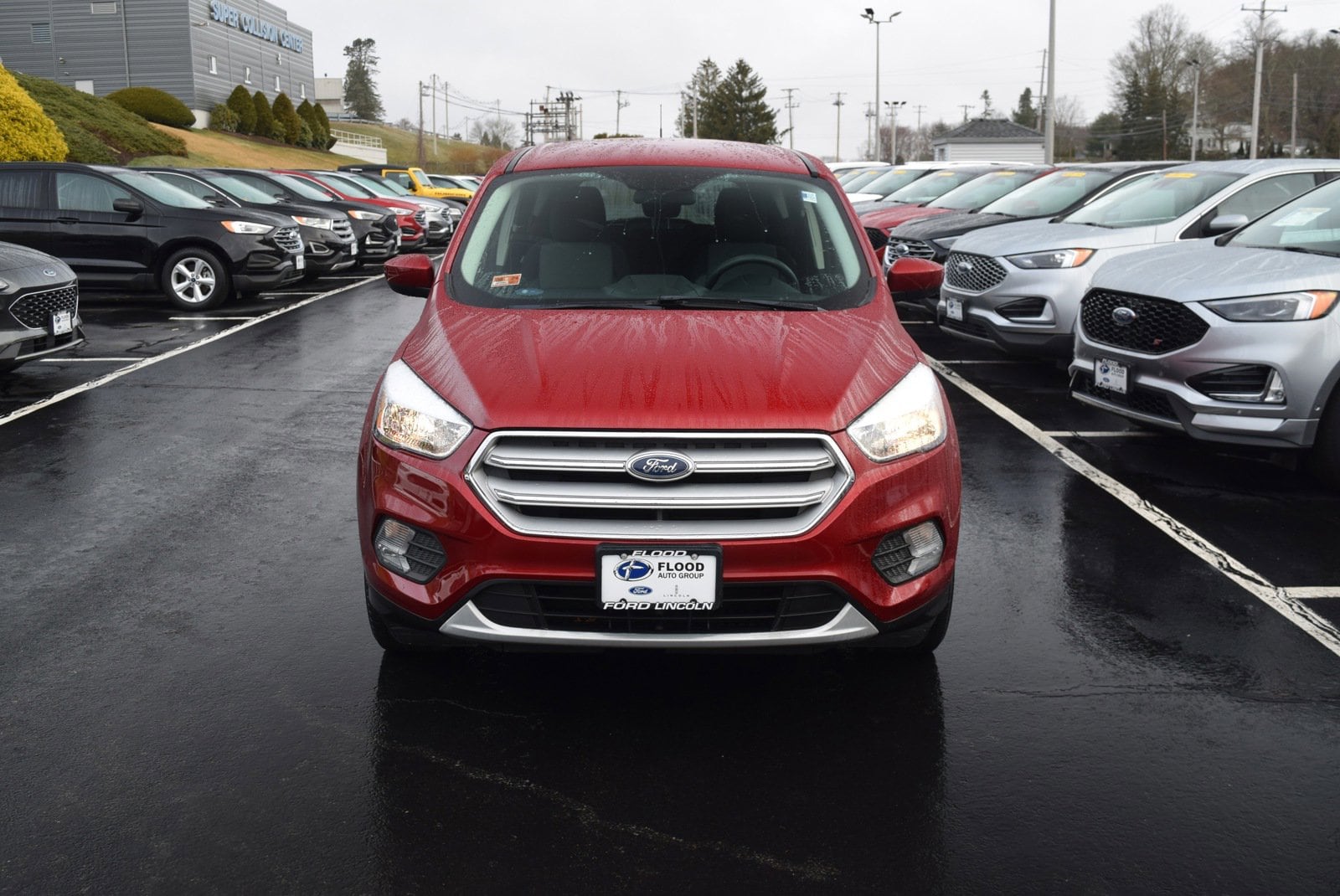 Used 2019 Ford Escape SE with VIN 1FMCU9GD6KUC17705 for sale in Narragansett, RI