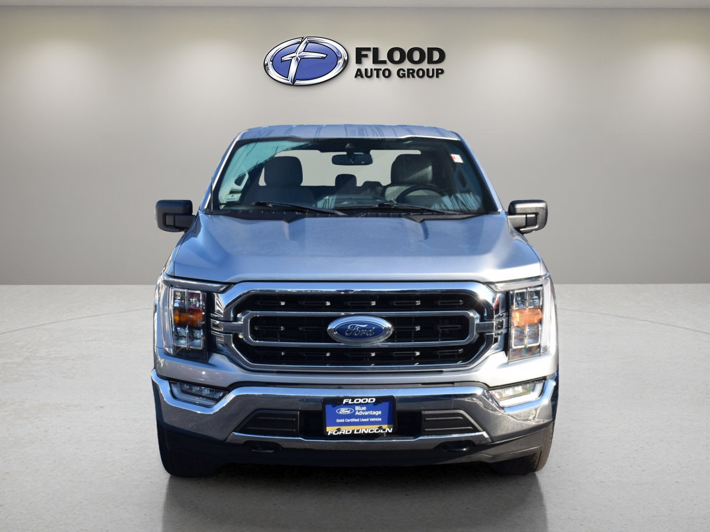2022 Ford F-150 XLT photo 2