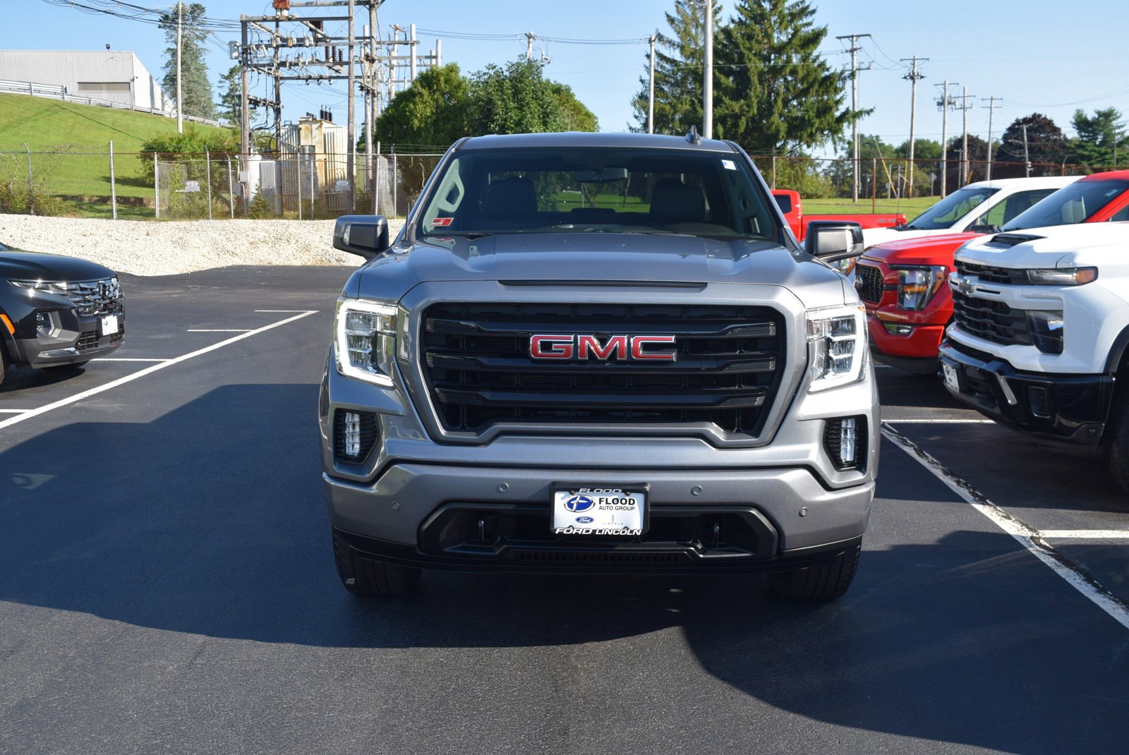 Used 2022 GMC Sierra 1500 Limited Elevation with VIN 1GTR9CEK8NZ143547 for sale in Narragansett, RI