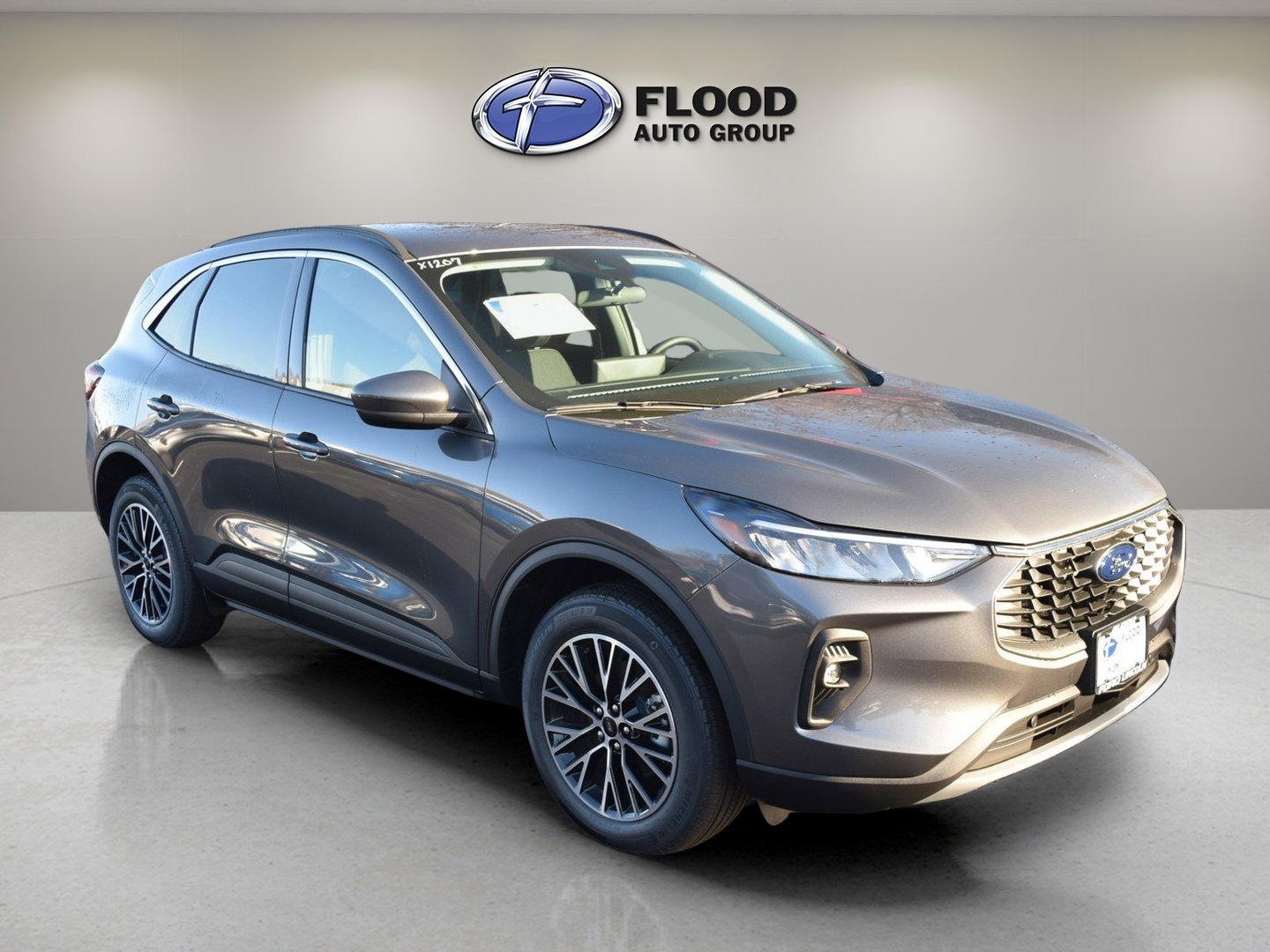 2023 Ford Escape PHEV FWD's photo