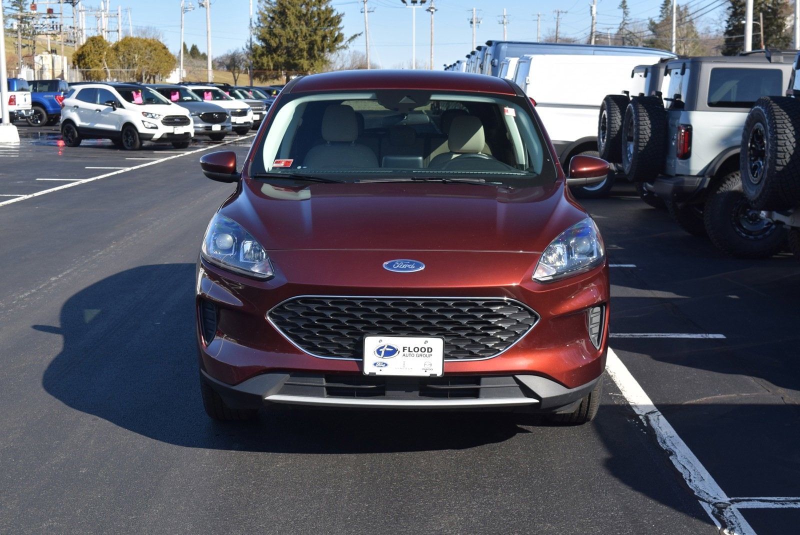 Used 2021 Ford Escape SE with VIN 1FMCU9G69MUA08415 for sale in Narragansett, RI