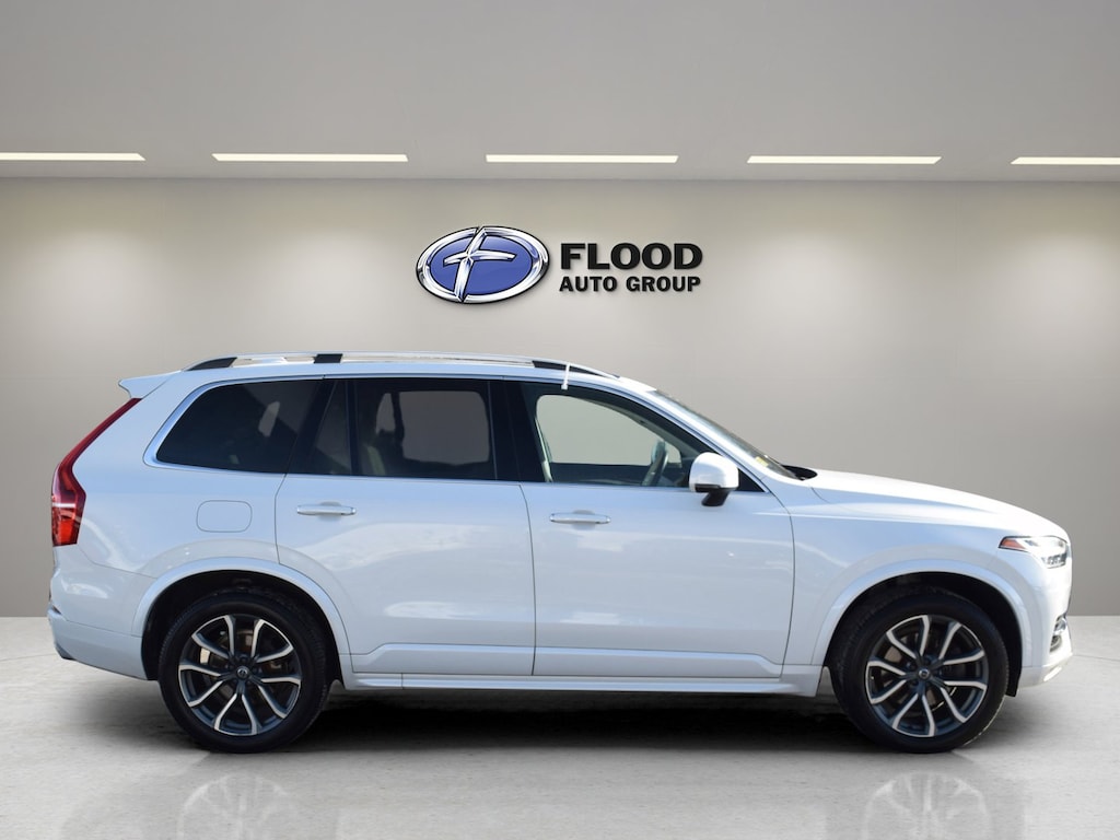 Used 2019 Volvo XC90 T6 Momentum SUV