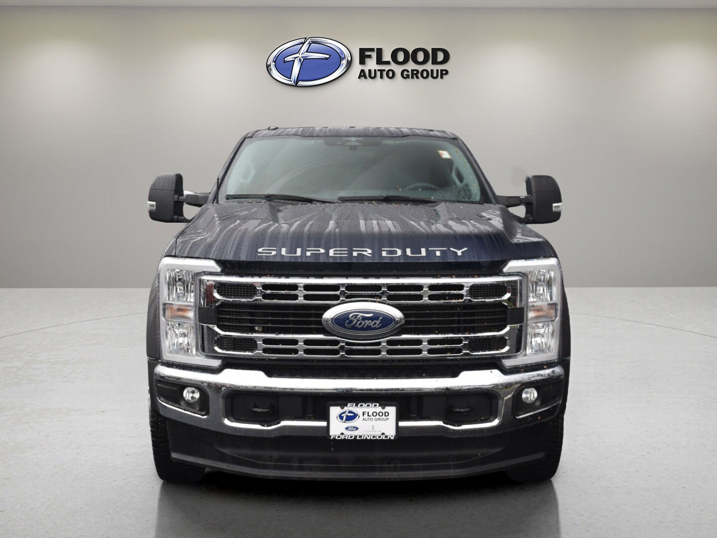 2023 Ford F-550 XL photo 2