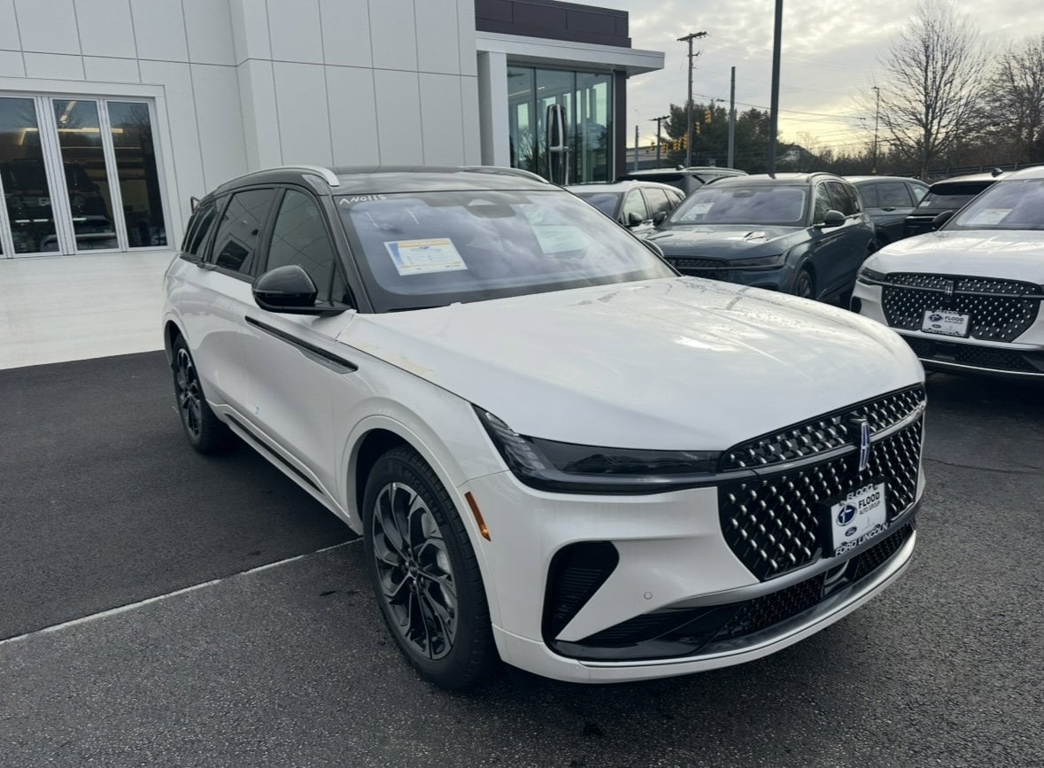 2026 Lincoln Nautilus Reserve's photo