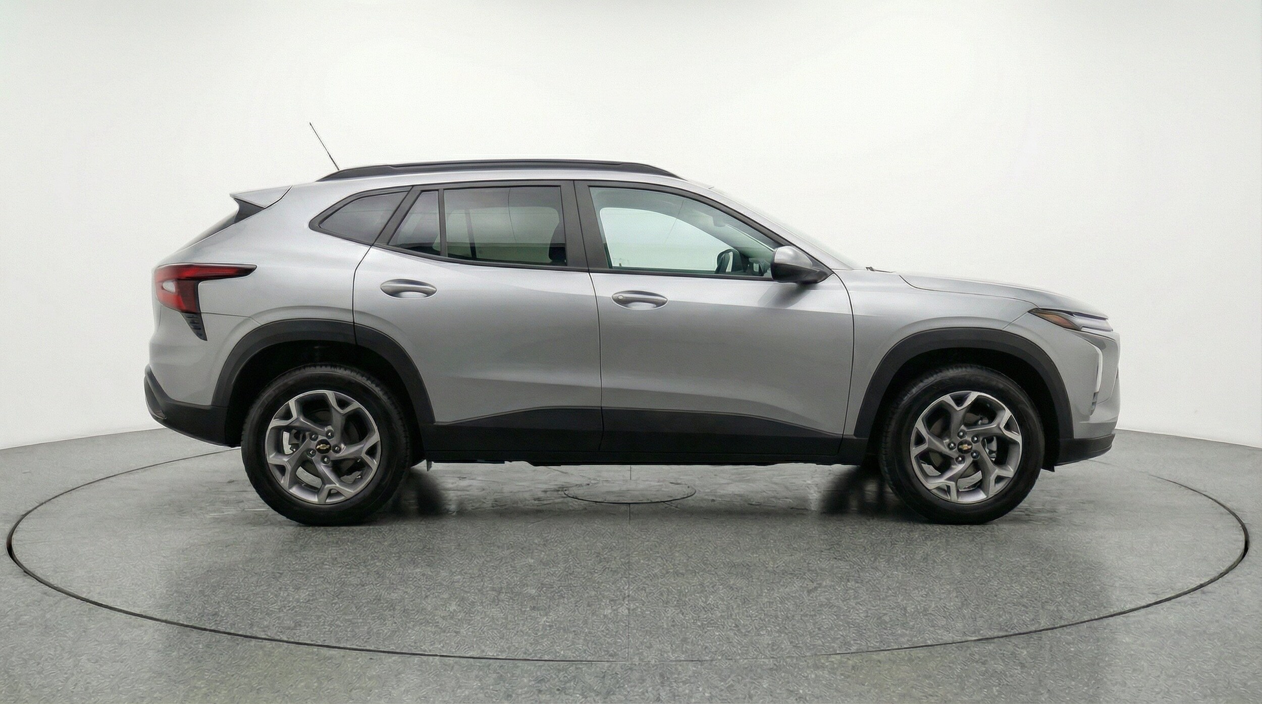 Thumbnail: 2025 Chevrolet Trax - 11