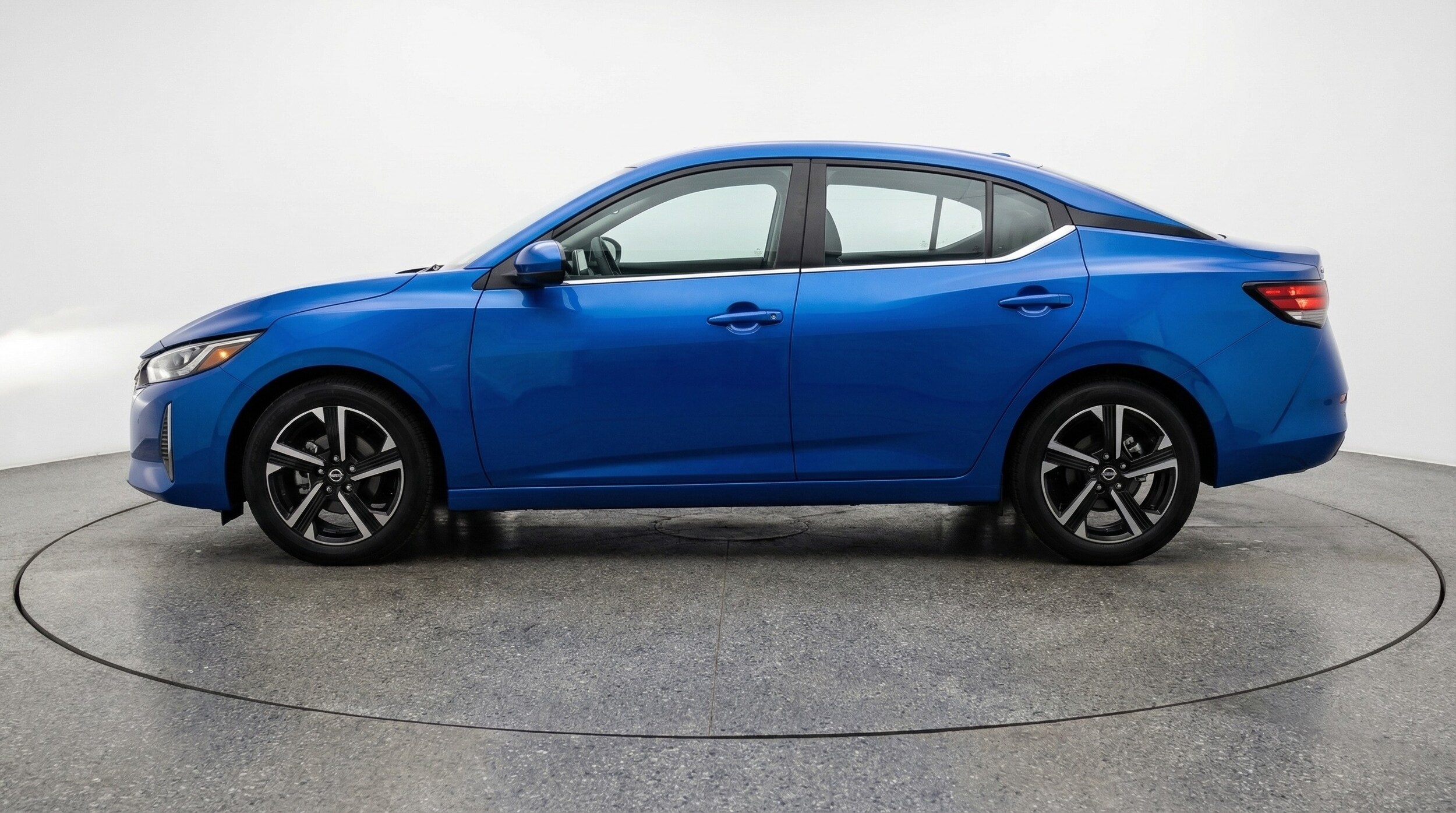 Thumbnail: 2025 Nissan Sentra - 4