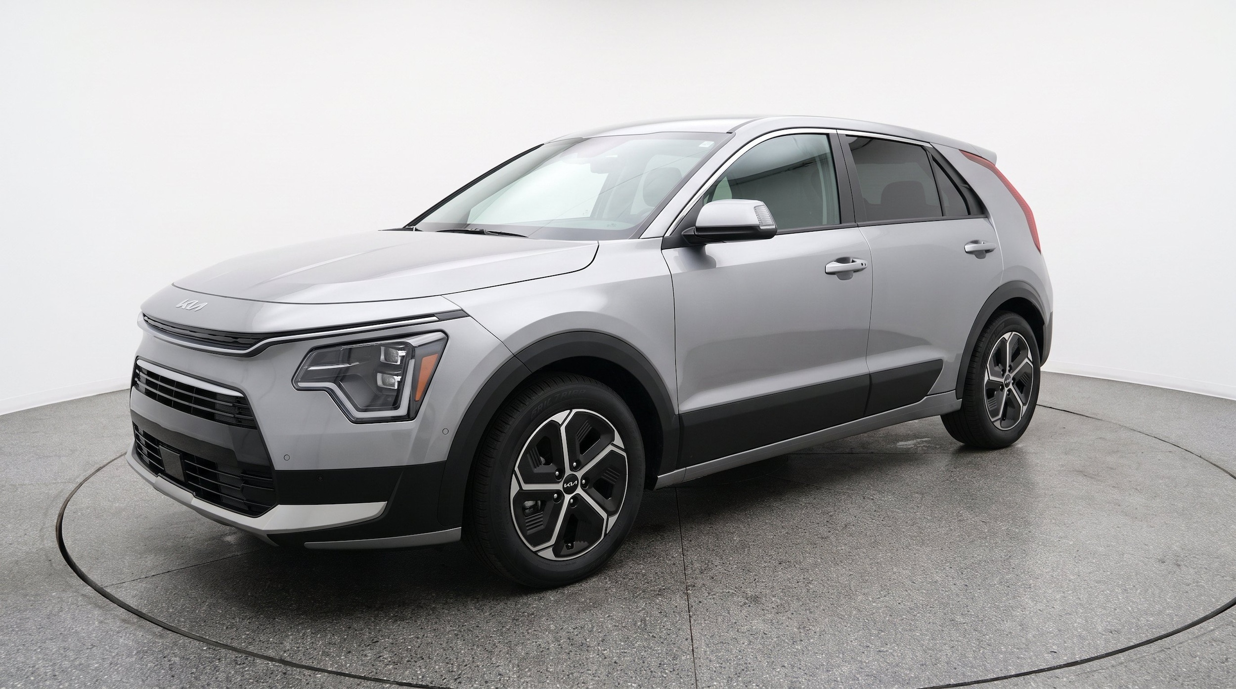 Thumbnail: 2026 Kia Niro - 3