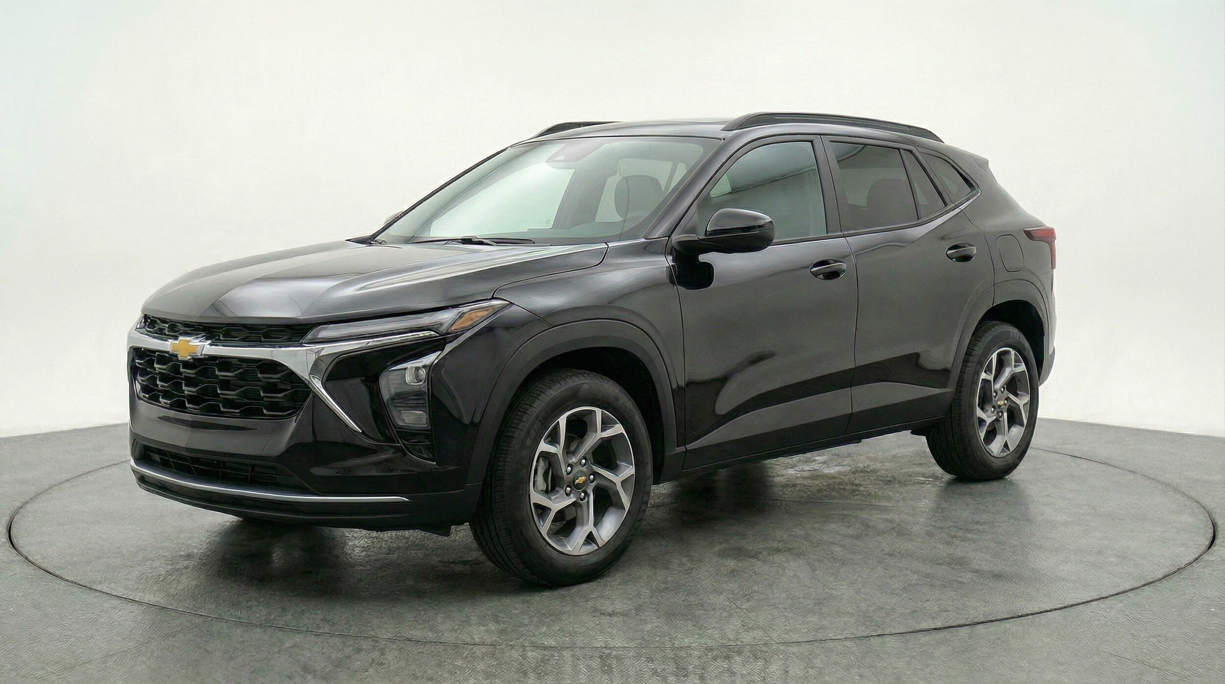 Thumbnail: 2025 Chevrolet Trax - 3