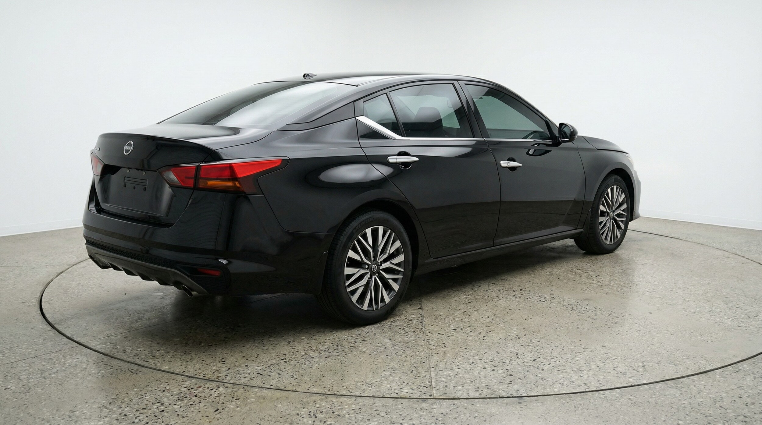 Thumbnail: 2025 Nissan Altima - 7