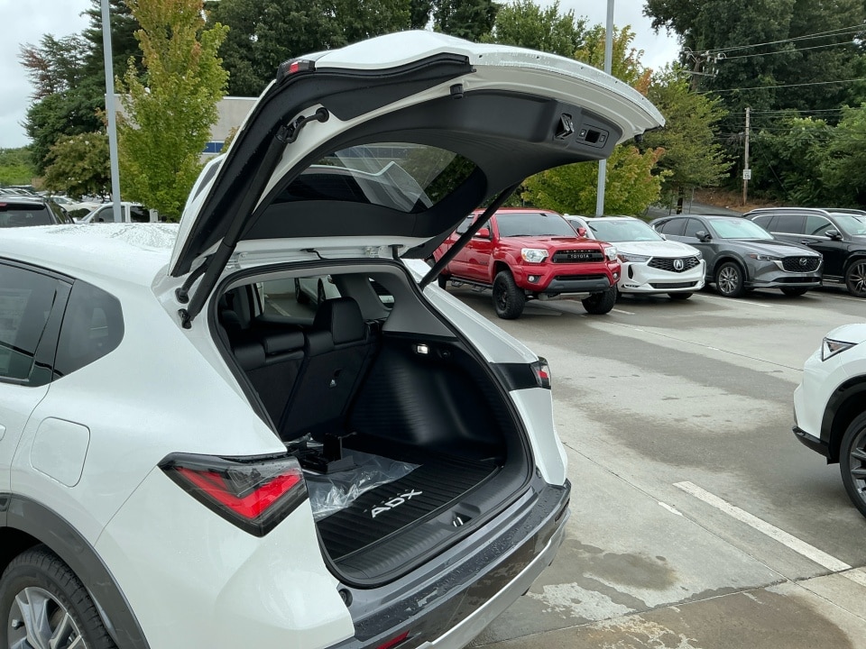 2025 Acura ADX Base - Photo 13
