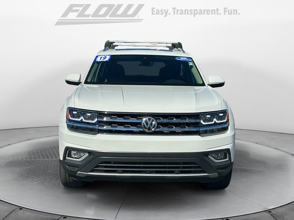 2019 Volkswagen Atlas V6 SEL Premium photo 2