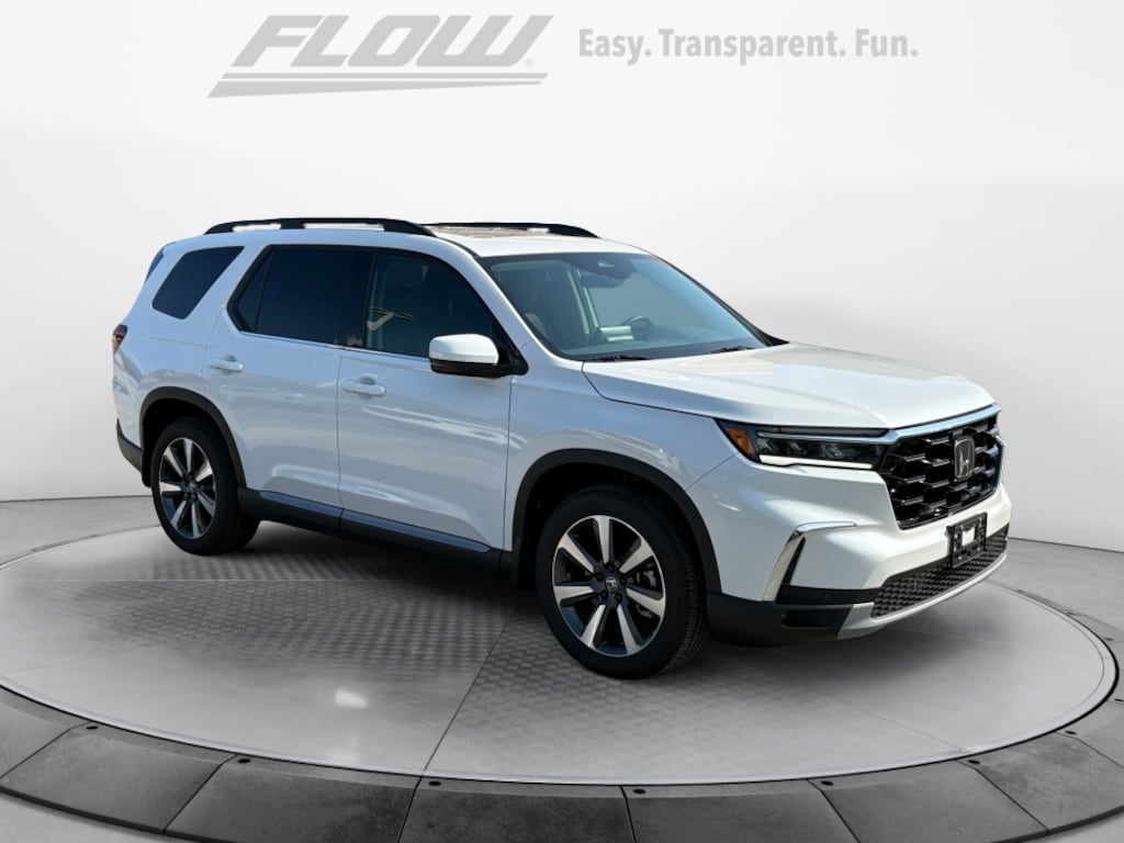 Used 2025 Honda Pilot Touring SUV