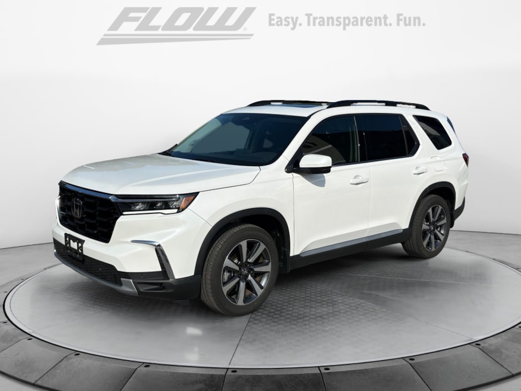 Used 2025 Honda Pilot Touring SUV
