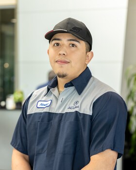 Staff member Abraham Padilla from 3fba4d1e8862
