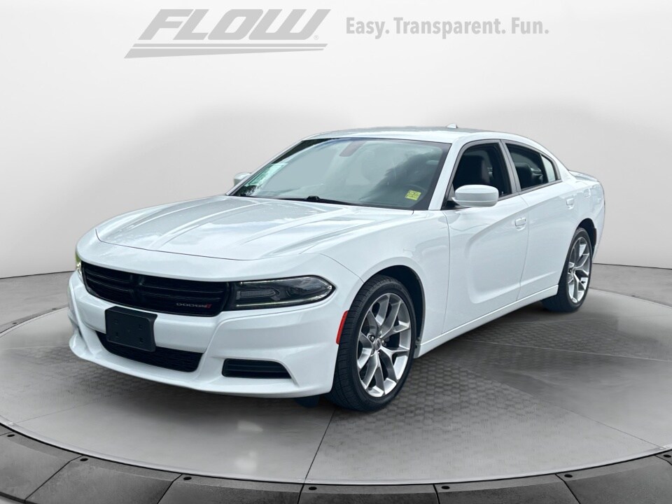 2020 Dodge Charger SXT photo 3