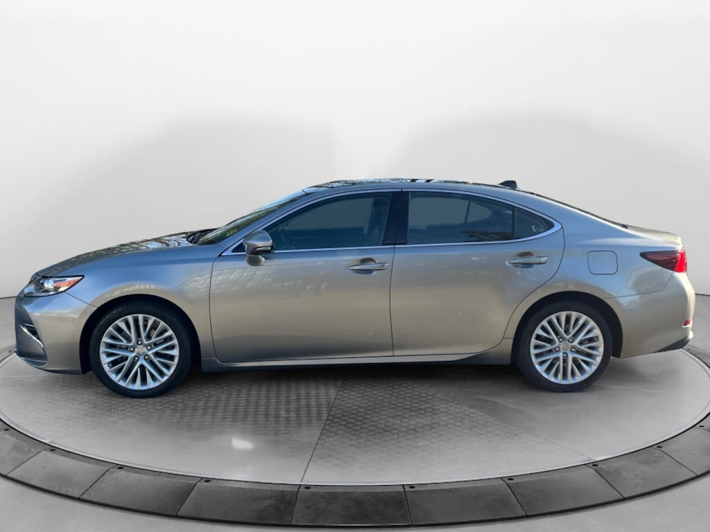 Used 2016 Lexus ES 350 Sedan