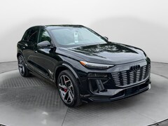2025 Audi SQ6 e-tron Prestige SUV