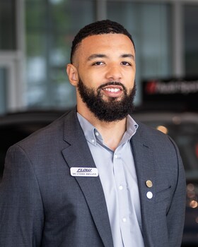 Staff member Deandre Bryant from 3e5d6d00a960