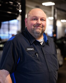 Staff member Richard Daughtry from 074e3cc8bb65