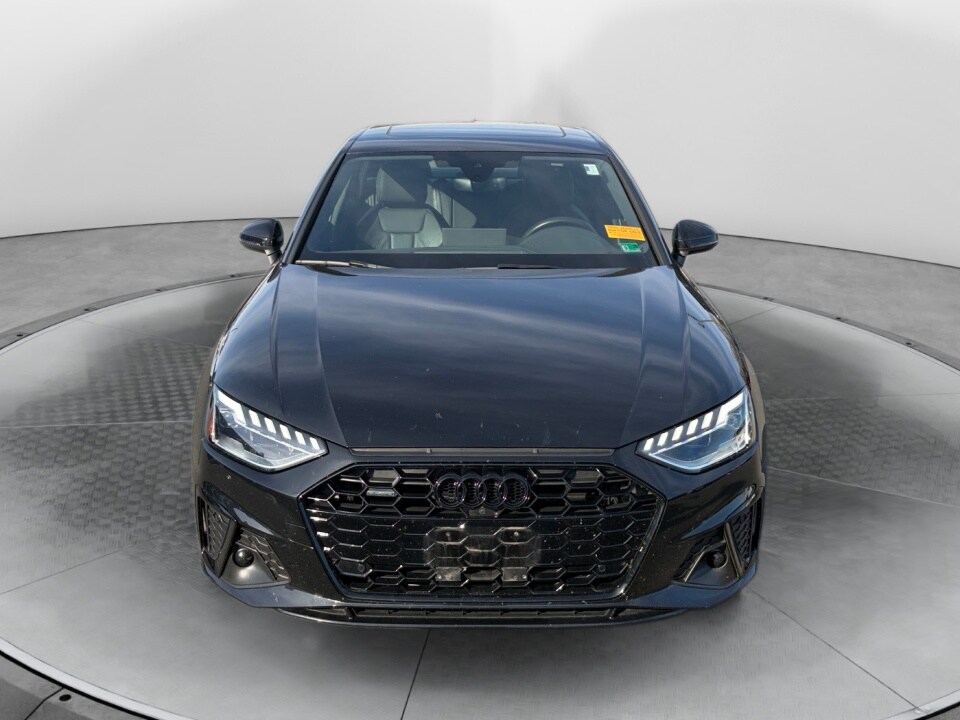 2023 Audi A4 Premium Plus 45 TFSI S line Quattro photo 2