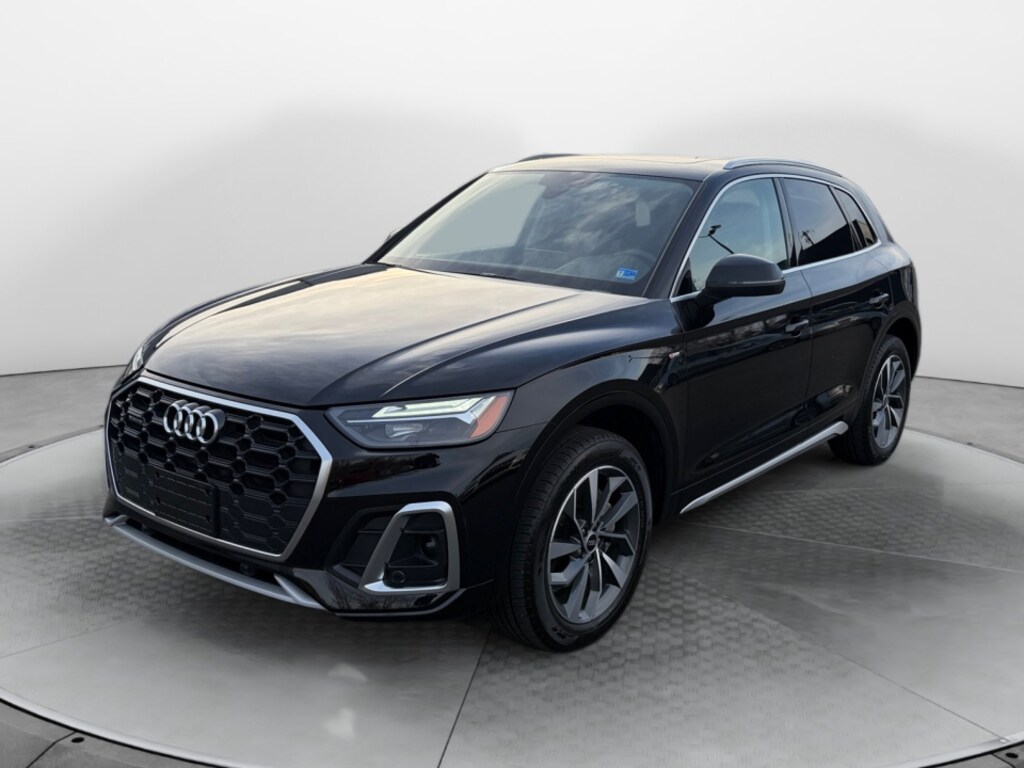Used 2023 Audi Q5 Premium 45 TFSI S line quattro SUV